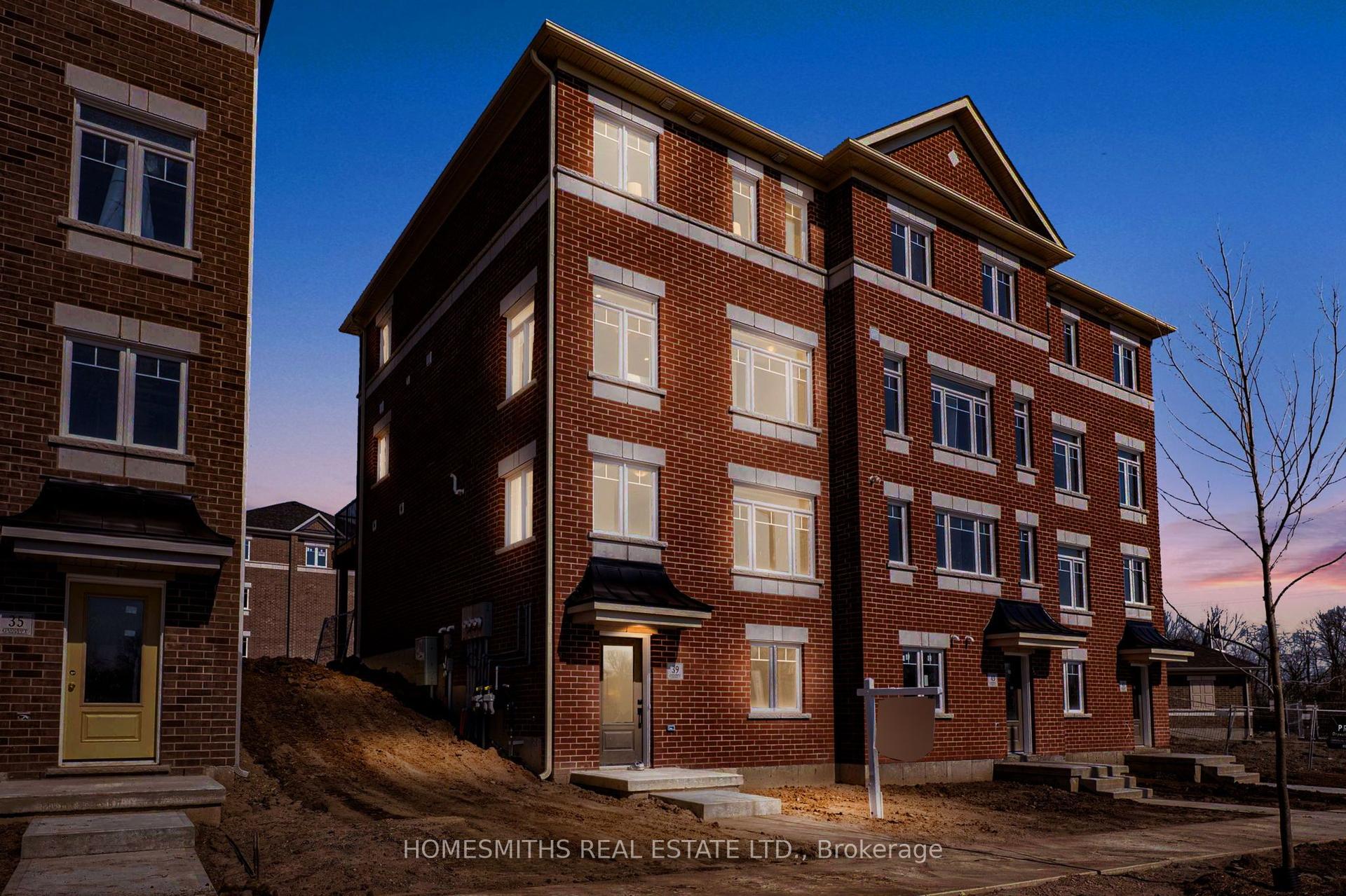 39 Addyman Crescent — photo 1