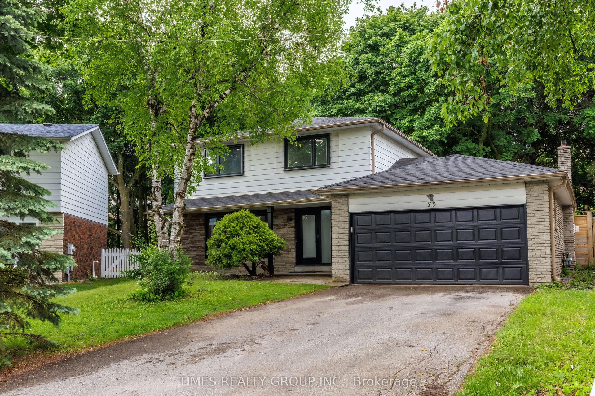 75 Beswick Drive, Newmarket — Detached for sale, photo 1
