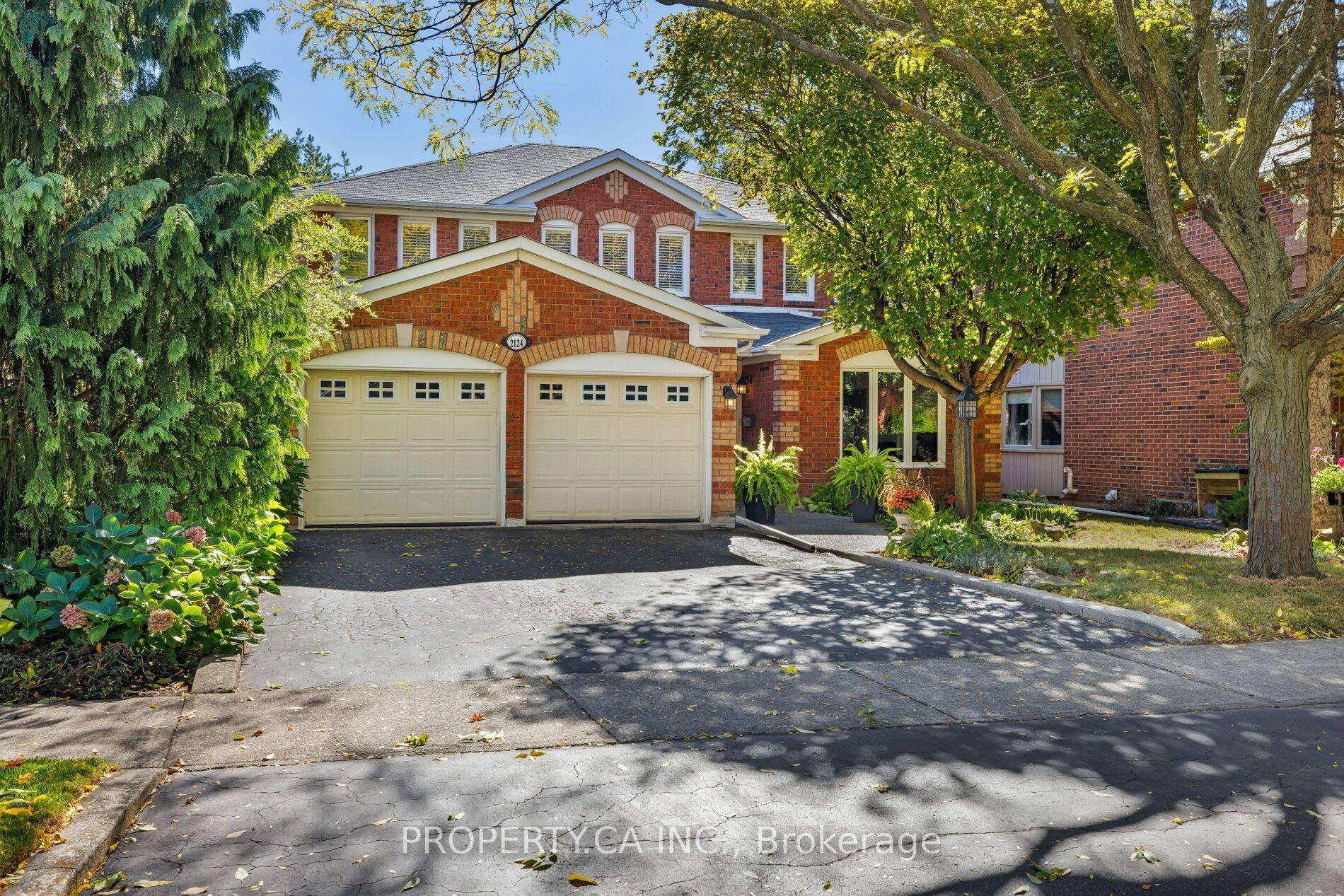 2124 Langtry Drive, Oakville — Detached for sale, photo 1