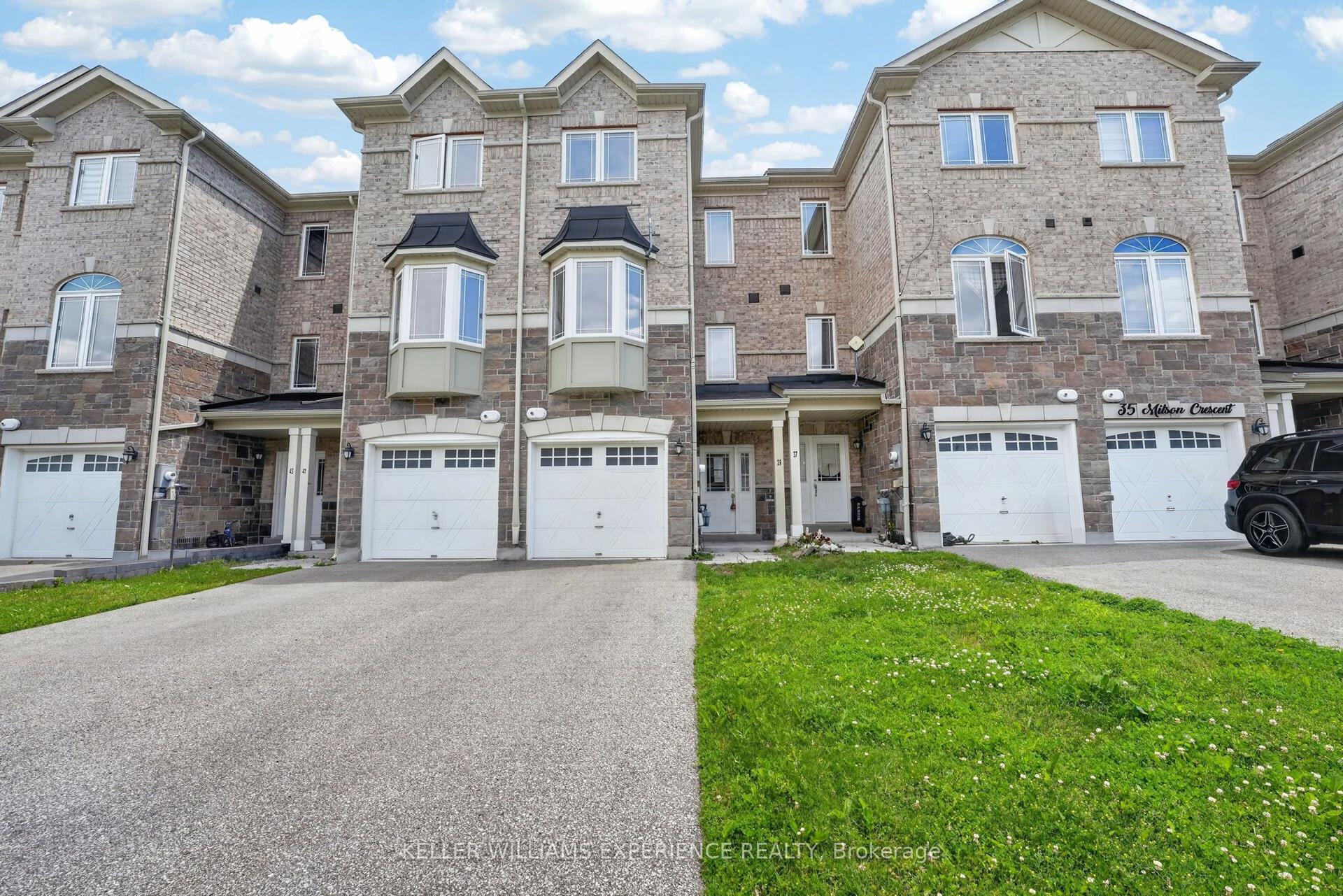 39 Milson Crescent — photo 1