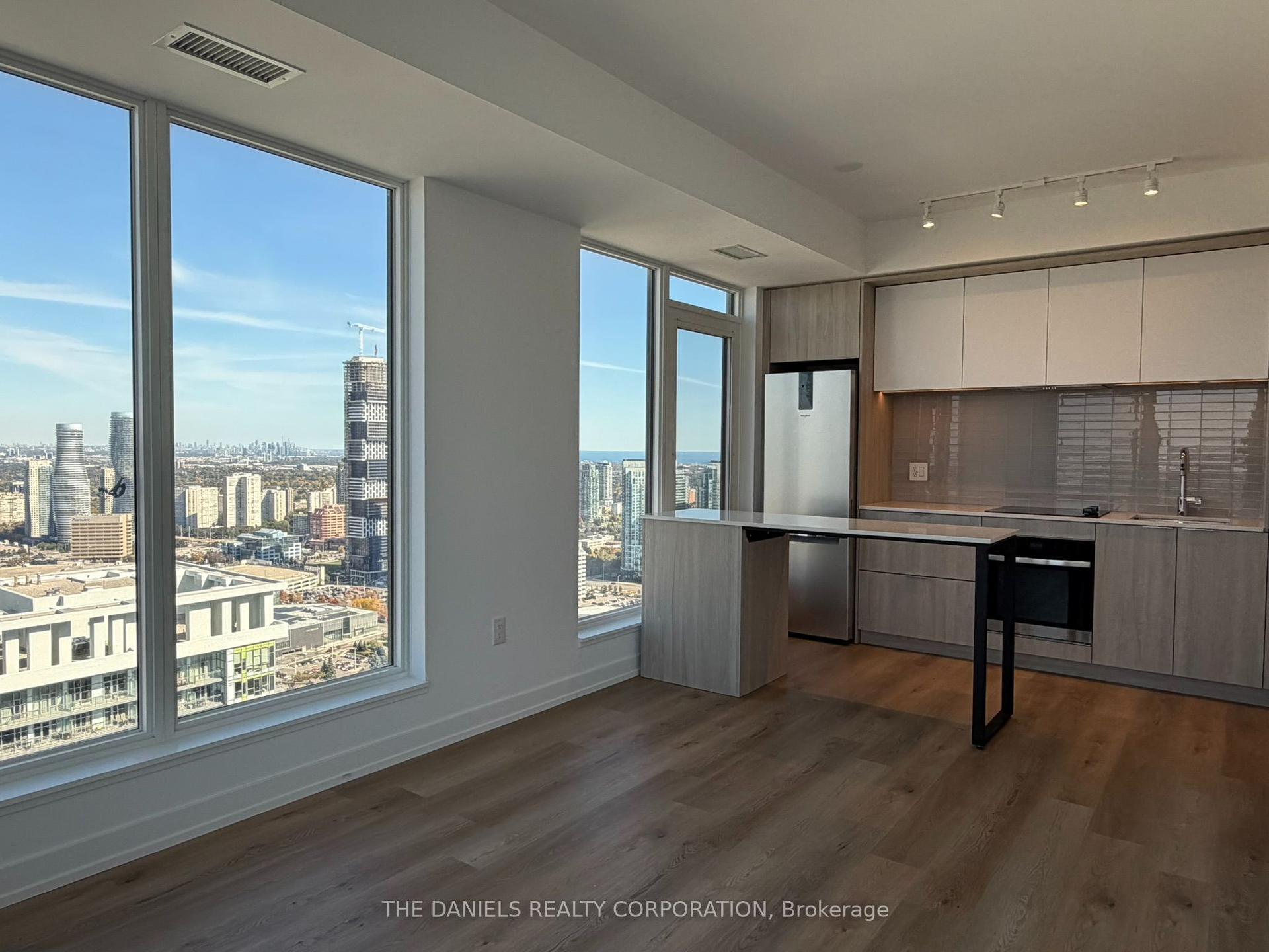 395 Square One Drive 4003 #4003, Mississauga — Condo for sale, photo 1