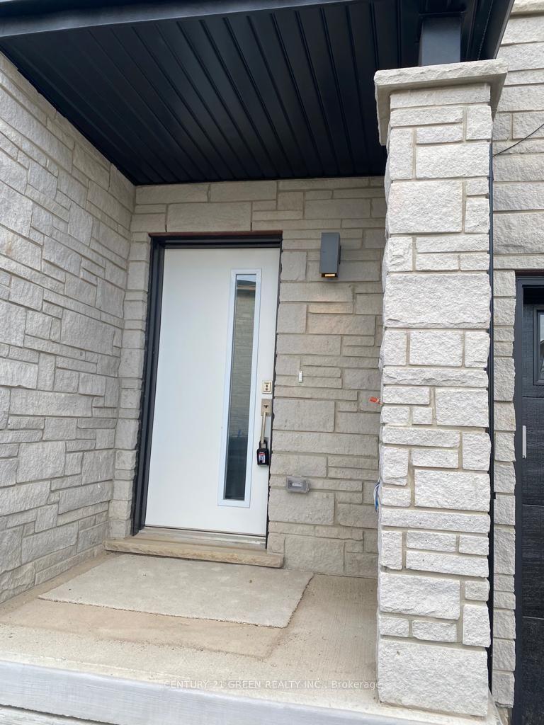 51 Sparrow Avenue 23 #23, Cambridge — Townhouse for lease, photo 1