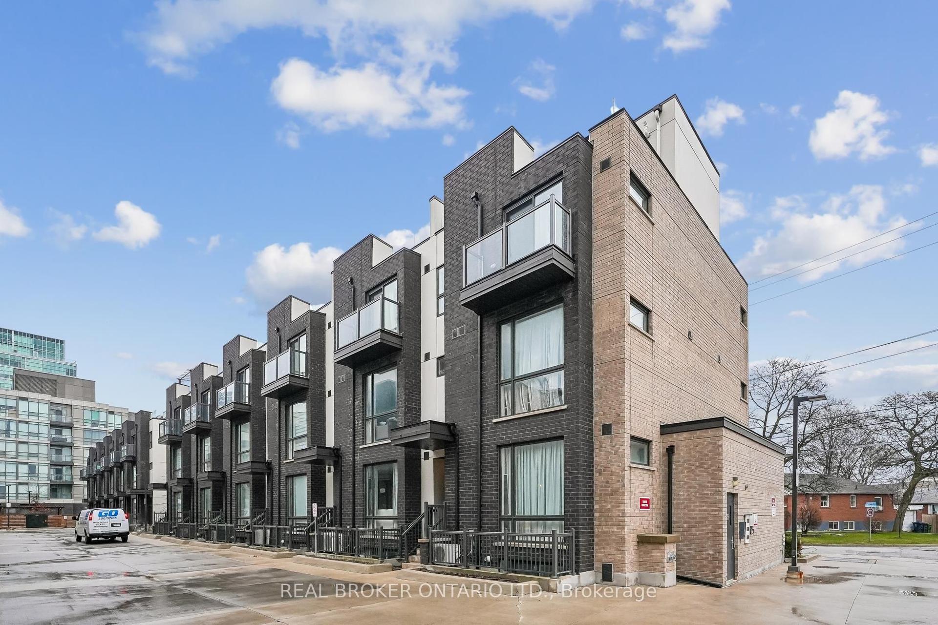 26 Fieldway Road 46 #46, Toronto — Condo Town for sale, photo 1