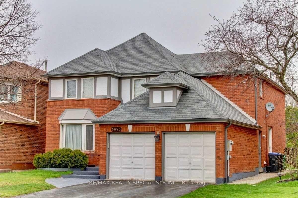 3695 Loyalist Drive — photo 1