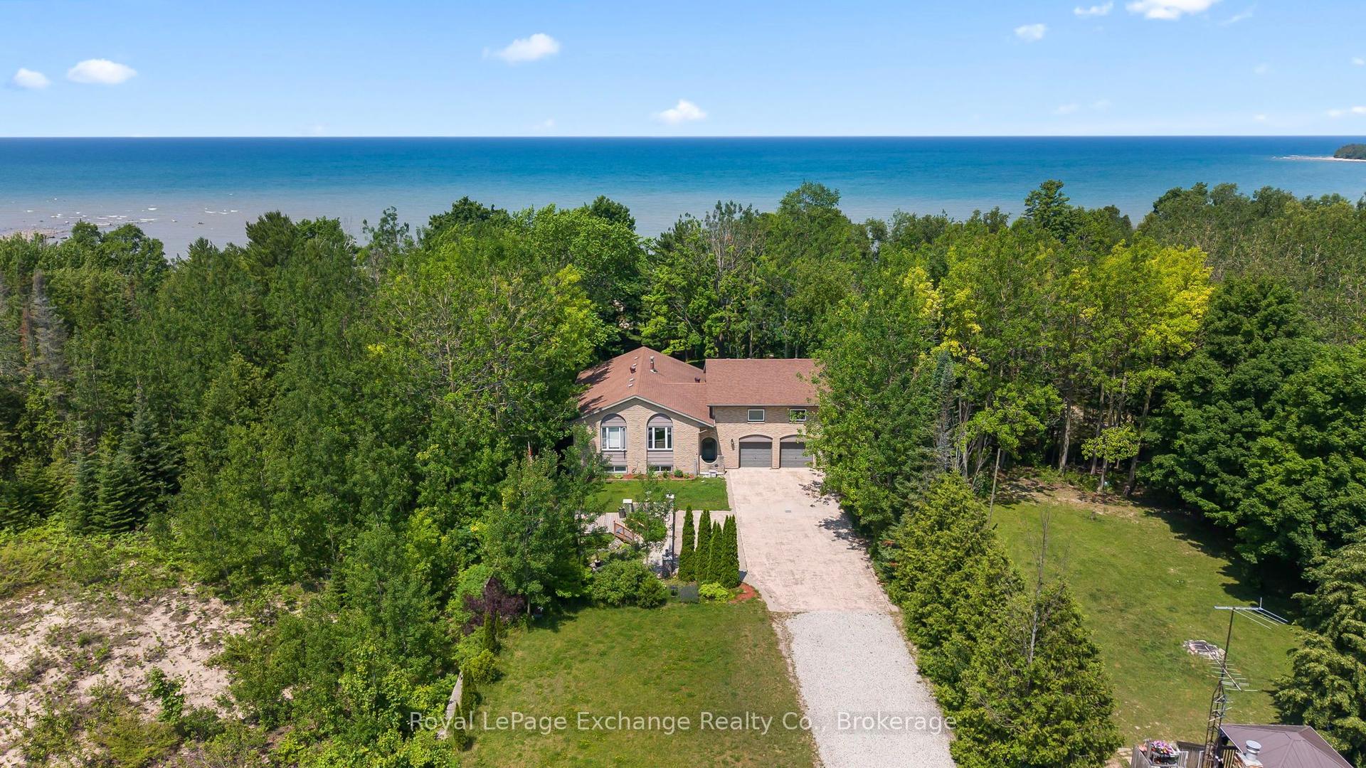 71 Upper Lorne Beach Road — photo 1