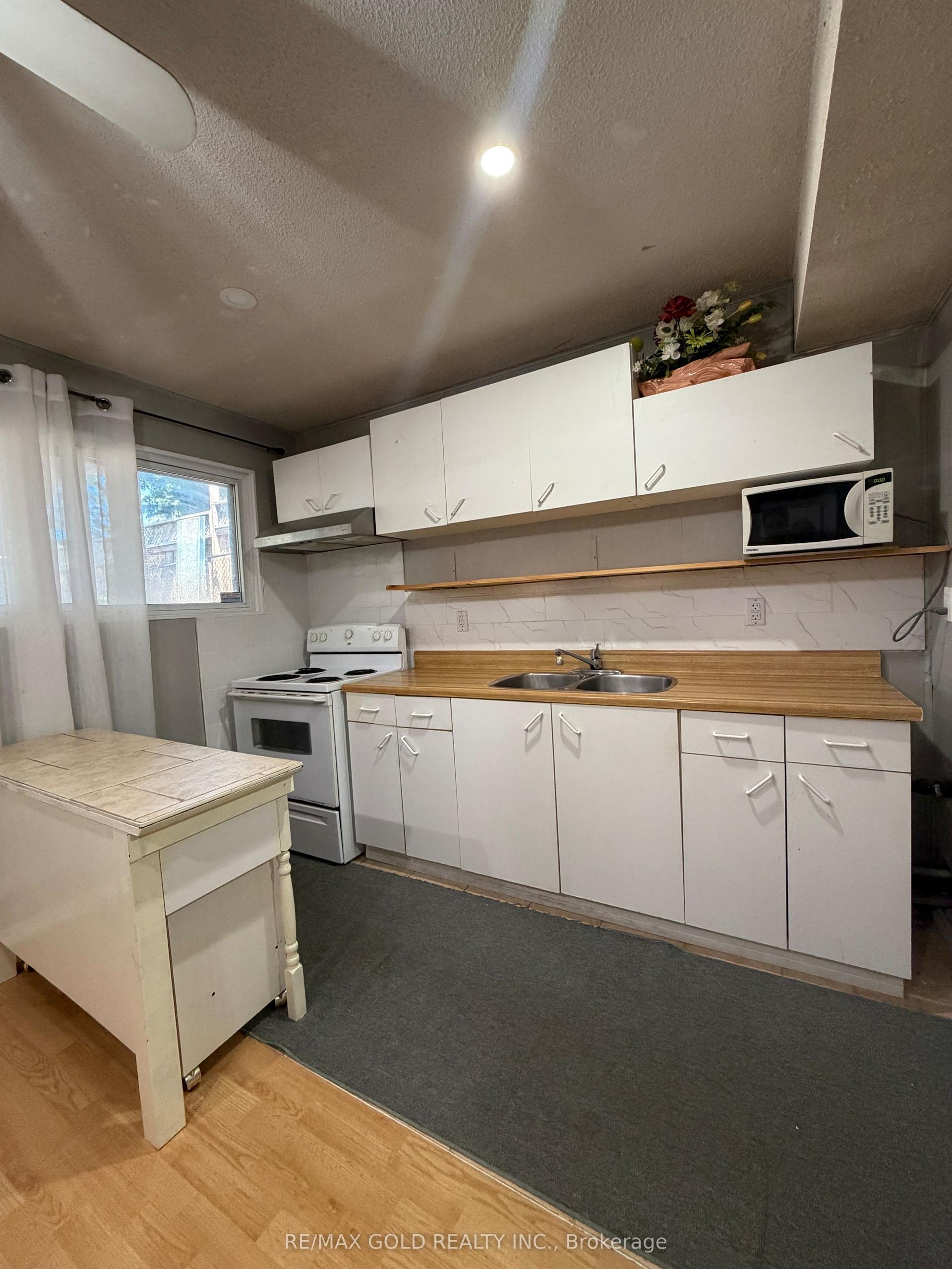 38 Carter Drive Basement #Basement, Brampton — Semi-Detached for lease, photo 1