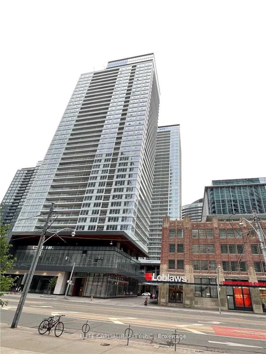 19 Bathurst Street 3607 #3607, Toronto — Condo for sale, photo 1
