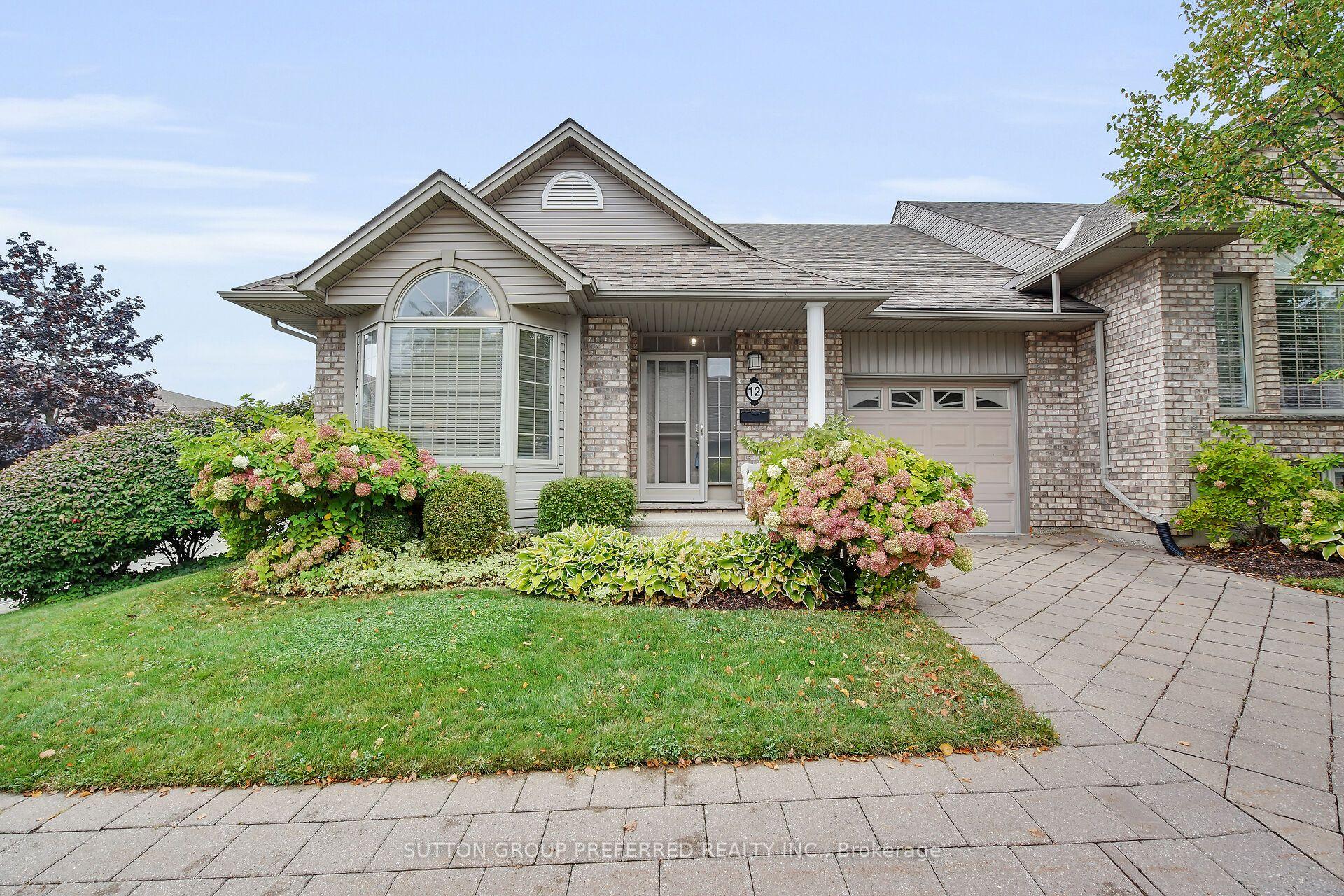 800 Commissioners Road W 12 #12, London South — Condo Town for sale, photo 1
