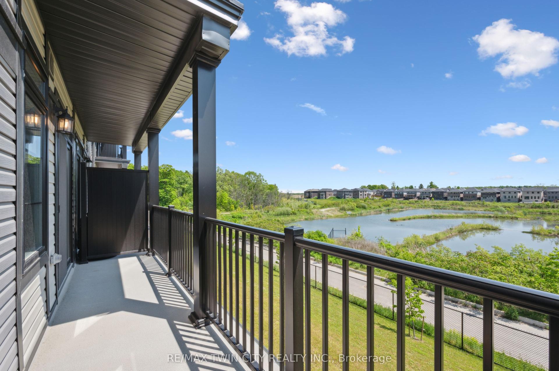 22 Lomond Lane, Kitchener — Condo Town for sale, photo 1