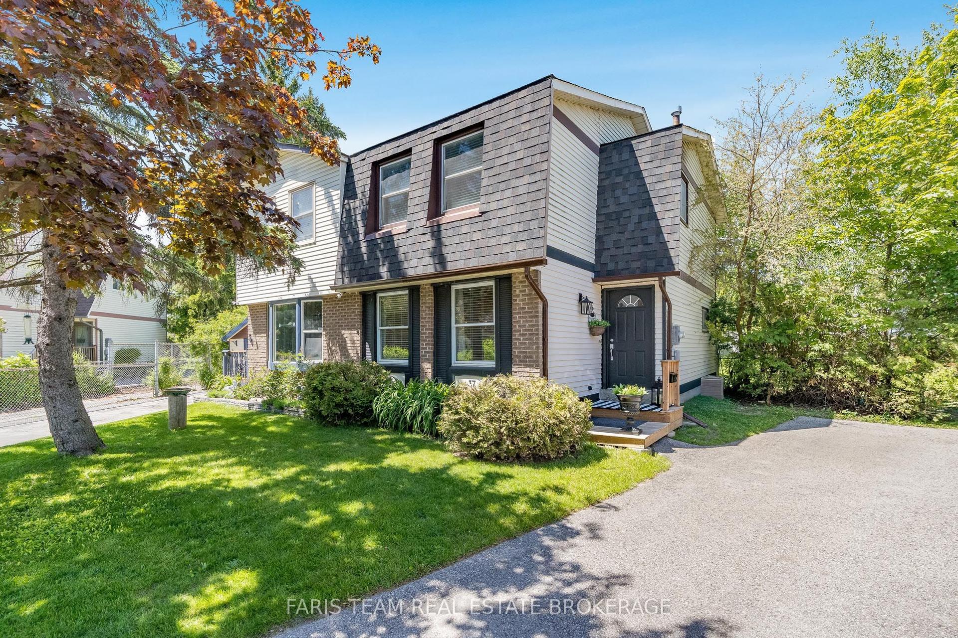 37 Wilde Place — photo 1