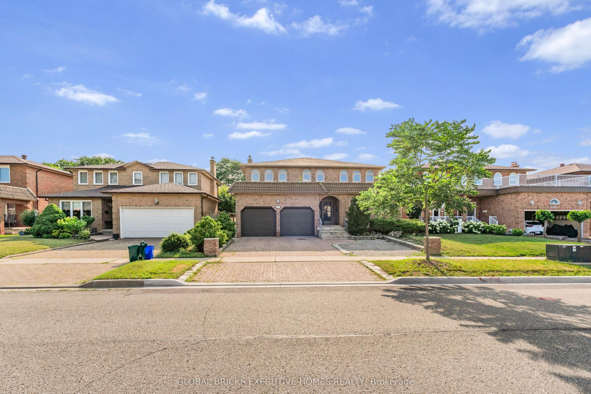 99 Benjamin Drive, Vaughan — Detached for sale, photo 1