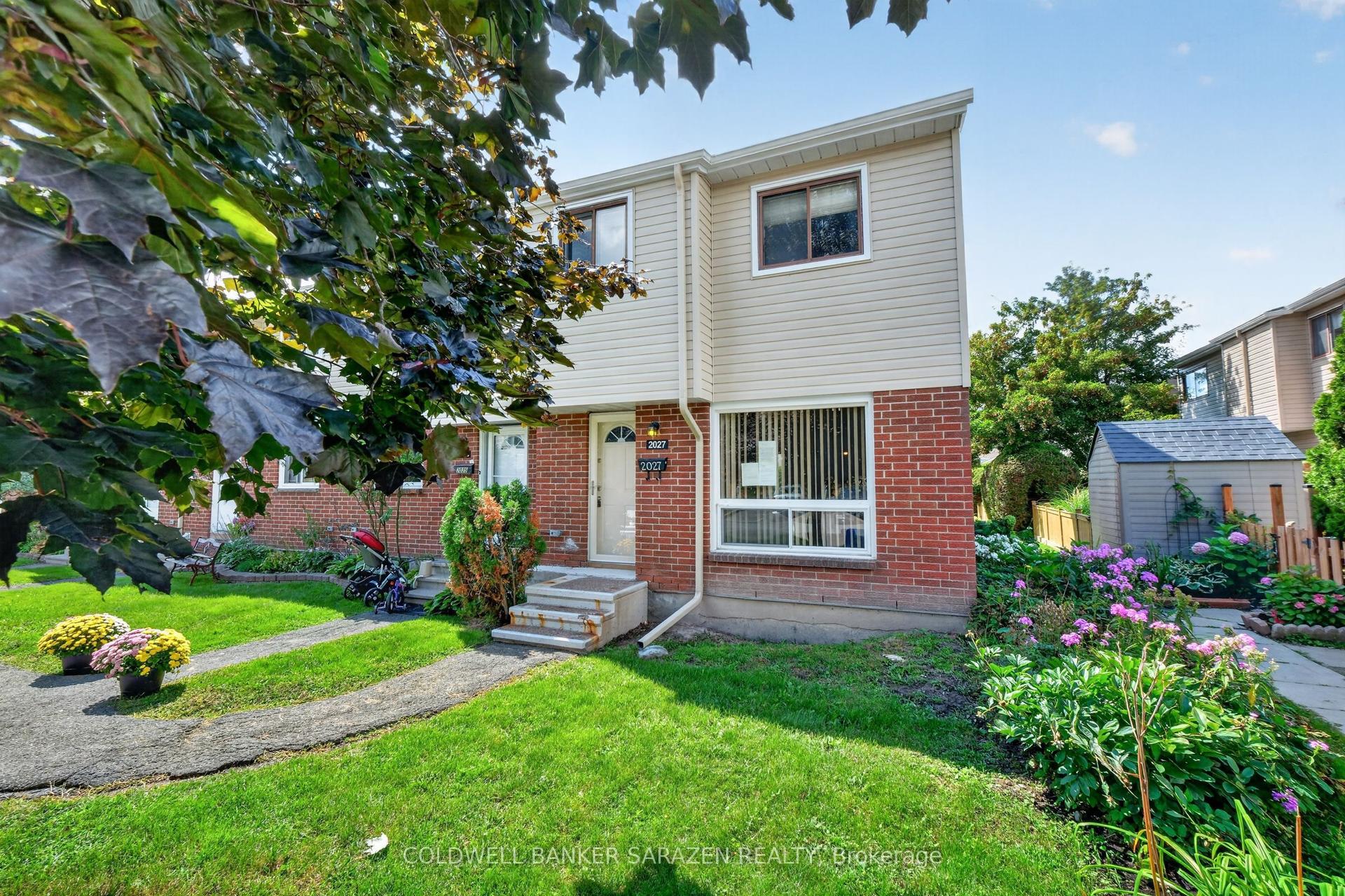 2027 Kelden Crescent, Blackburn Hamlet — Condo Town for sale, photo 1