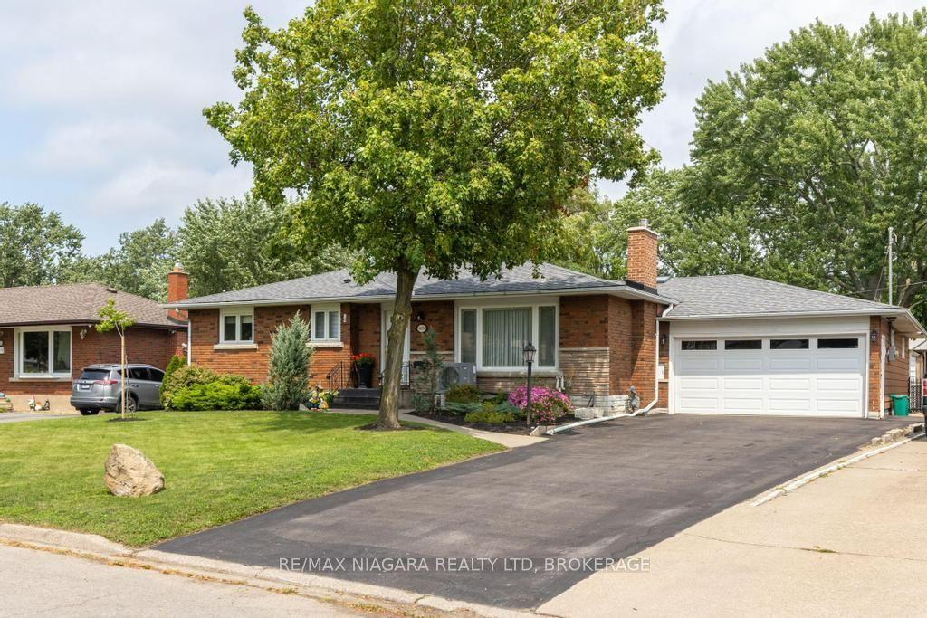 8624 Champlain Drive, Niagara Falls — Detached for sale, photo 1
