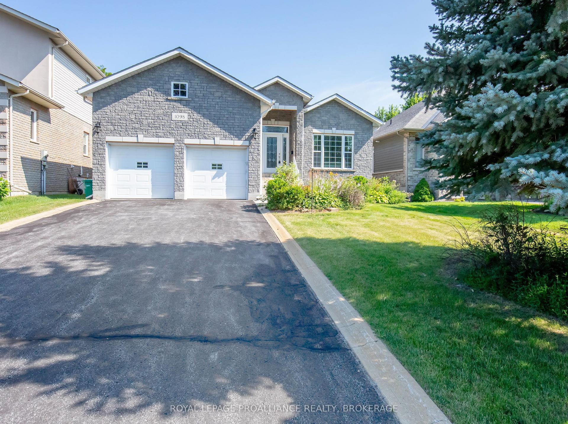 1098 Coverdale Drive, Kingston — Detached for sale, photo 1