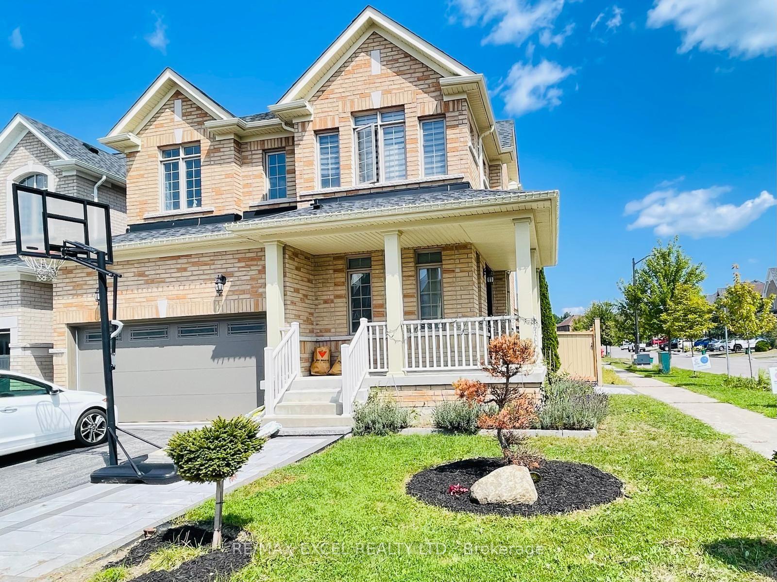 2 Peter Miller Street N, Aurora — Detached for lease, photo 1