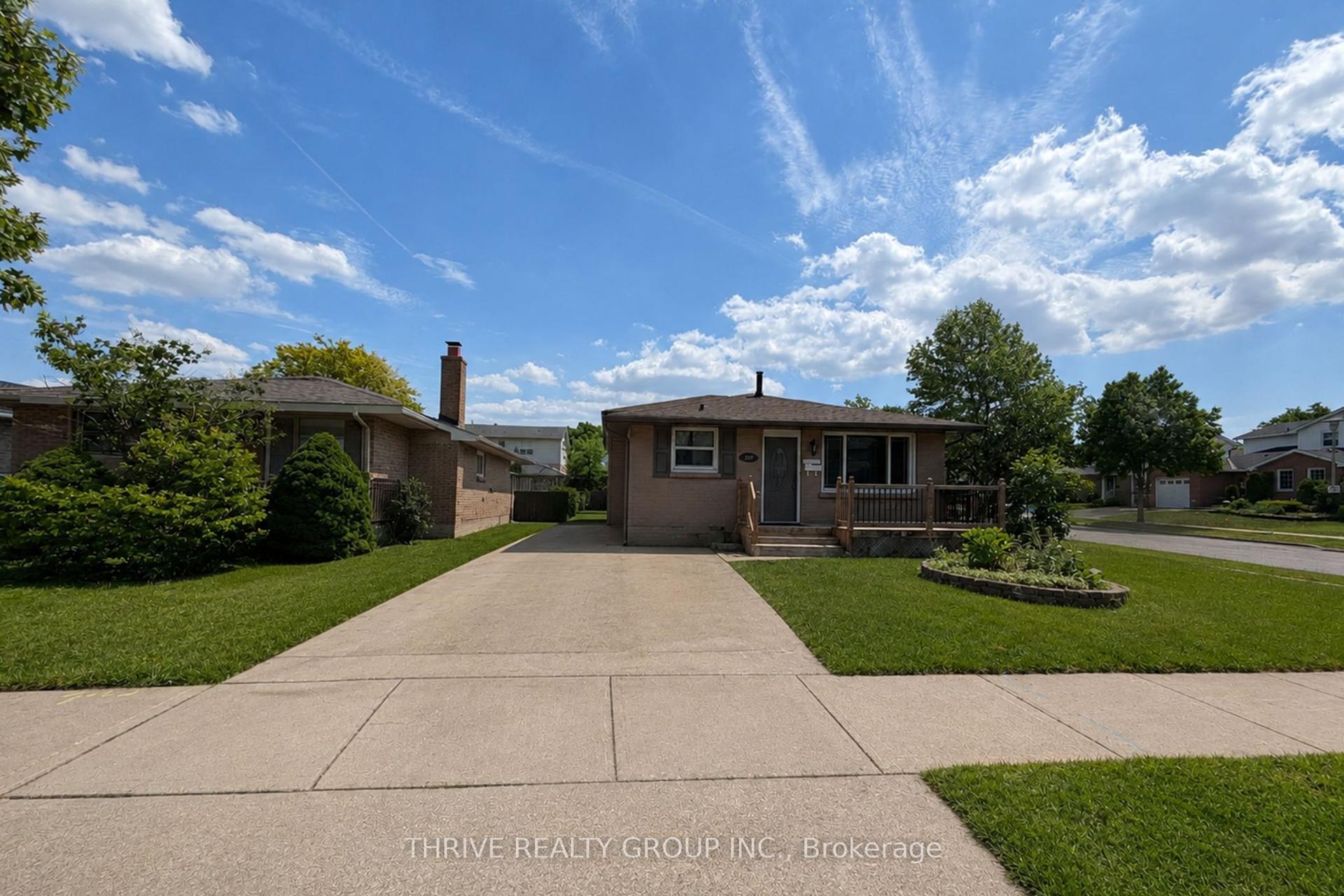727 Millbank Drive Lower #Lower — photo 1