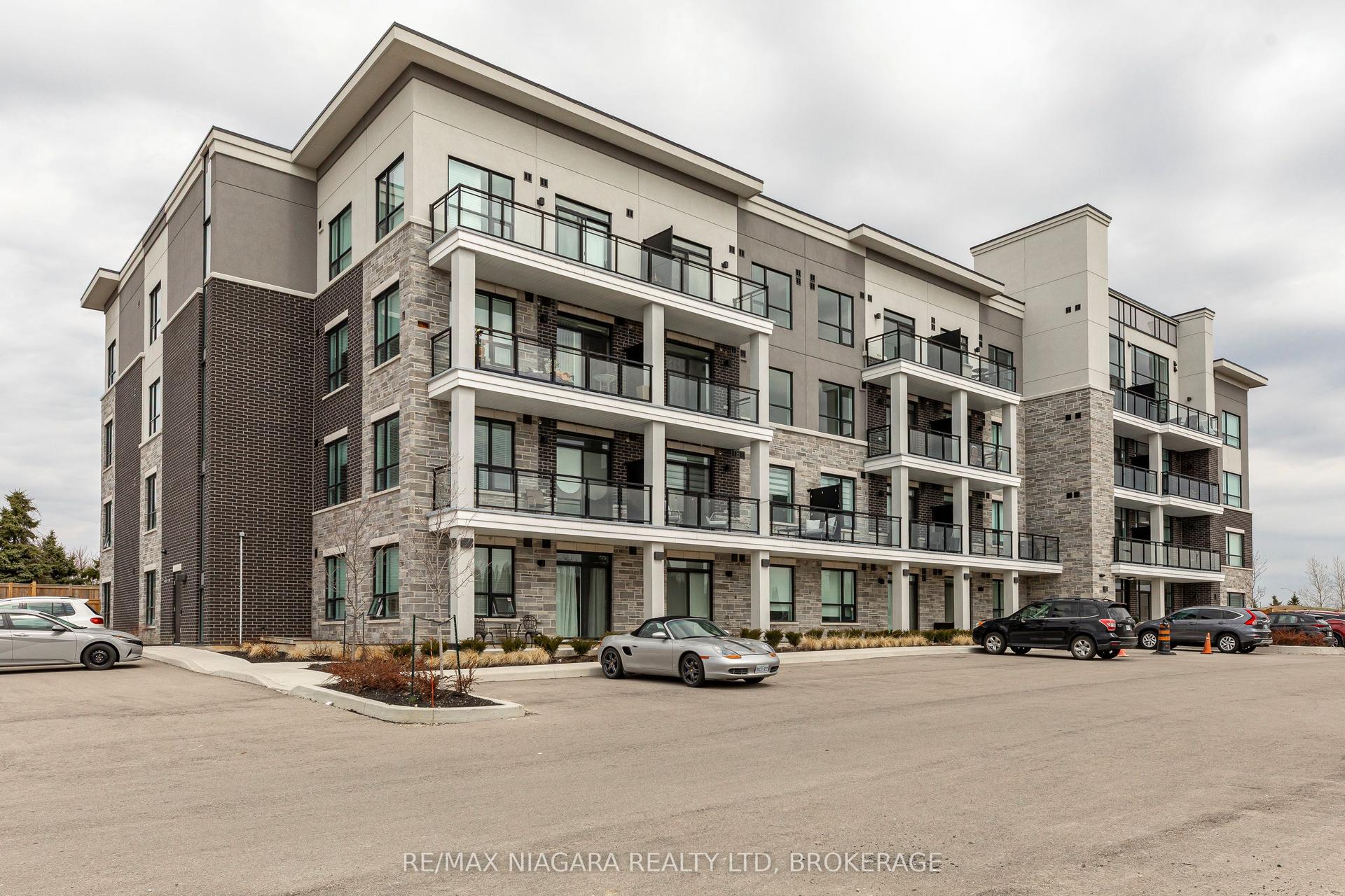 120 Springvalley Crescent 208 #208, Hamilton — Condo for sale, photo 1