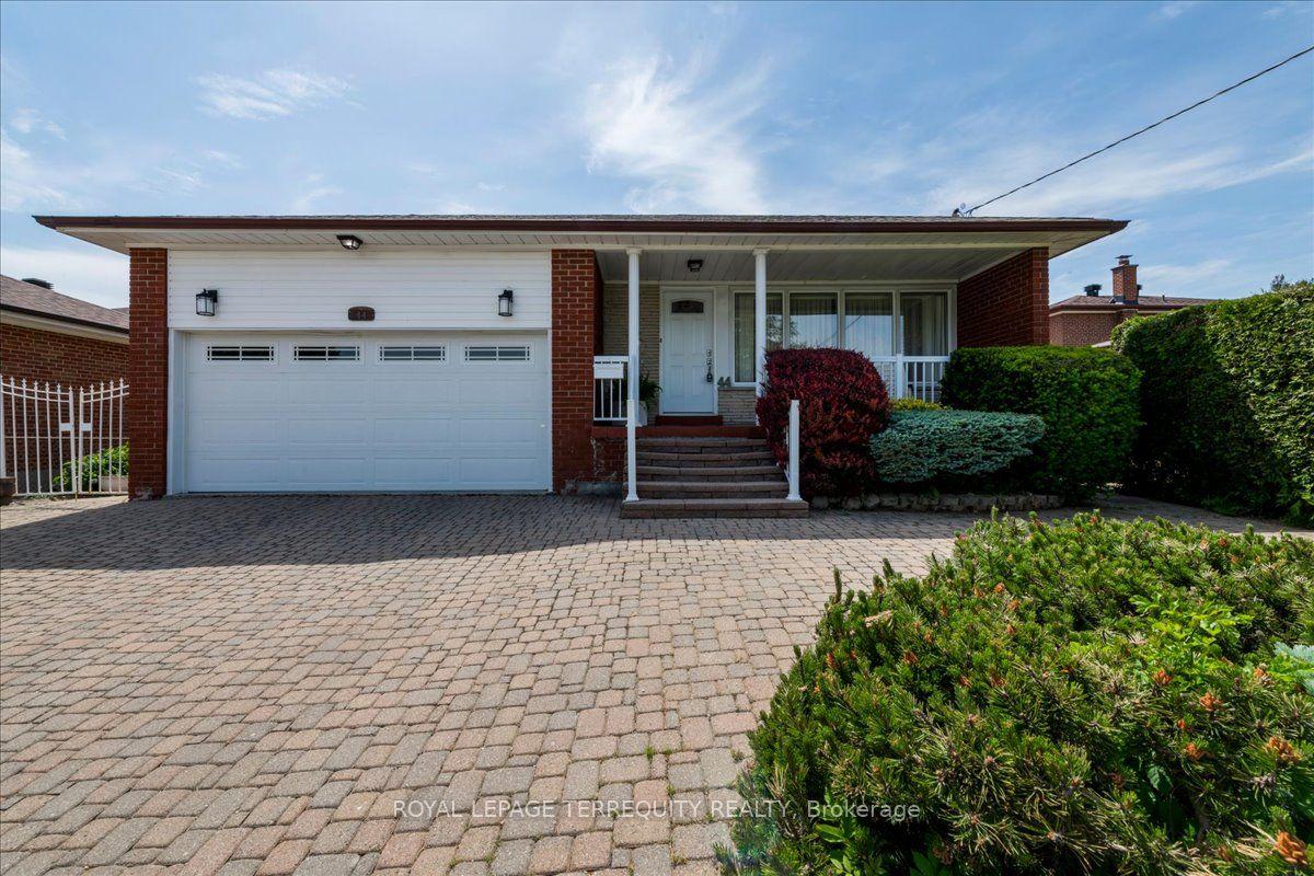 44 Margaret Avenue — photo 1