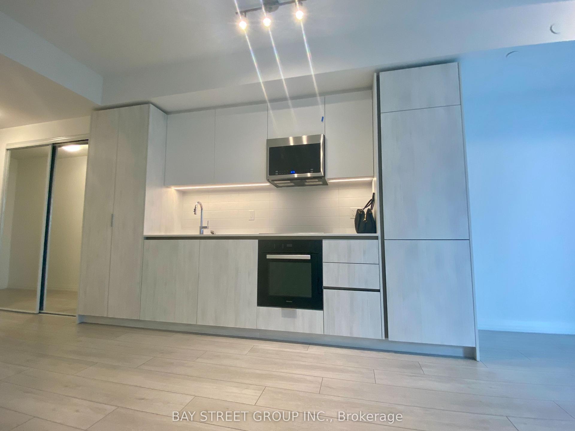 400 King Street W 2812 #2812, Toronto — Condo for lease, photo 1