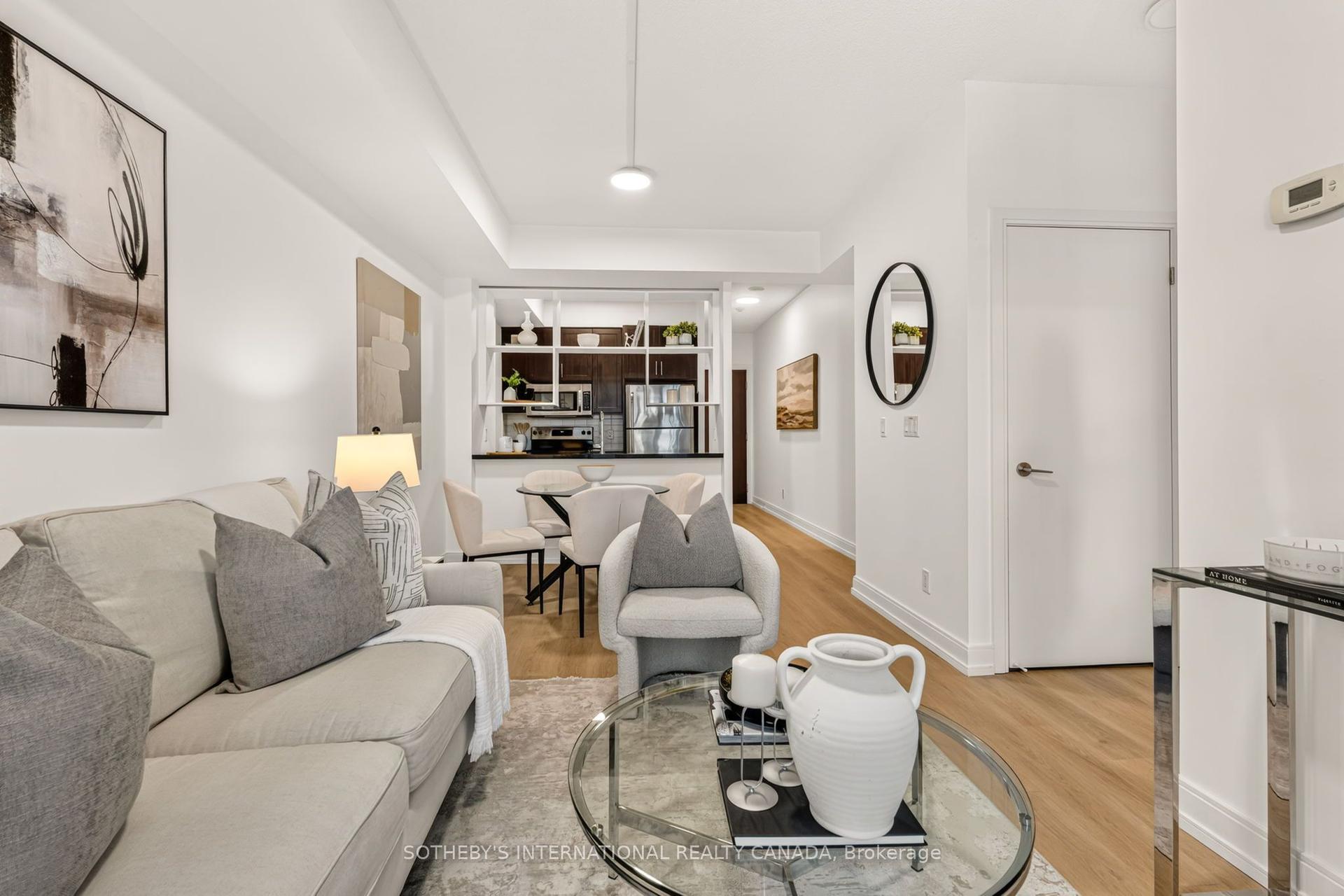 135 Village Green Square 519 #519, Toronto — Condo for sale, photo 1