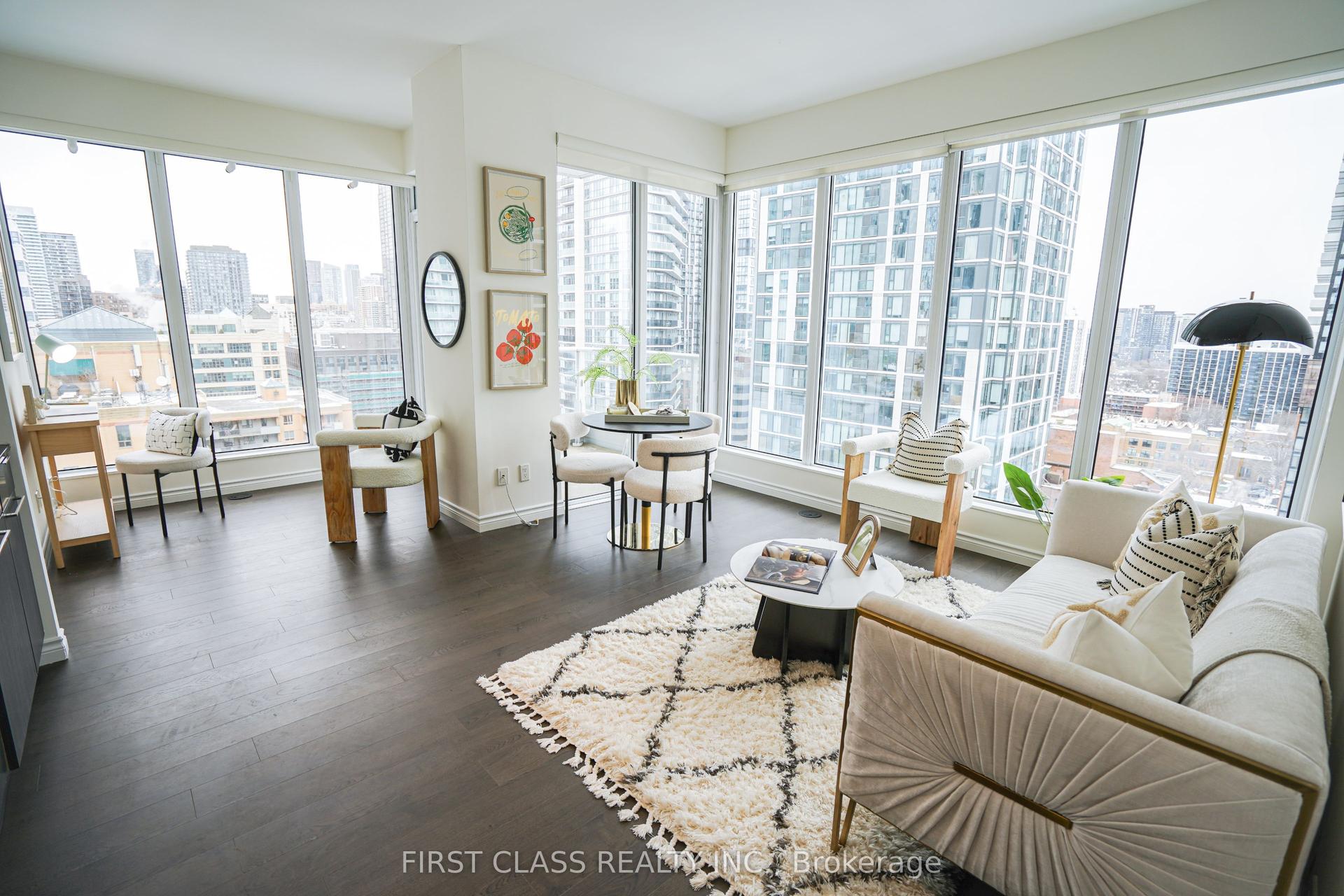 68 Shuter Street 2010 #2010 — photo 1