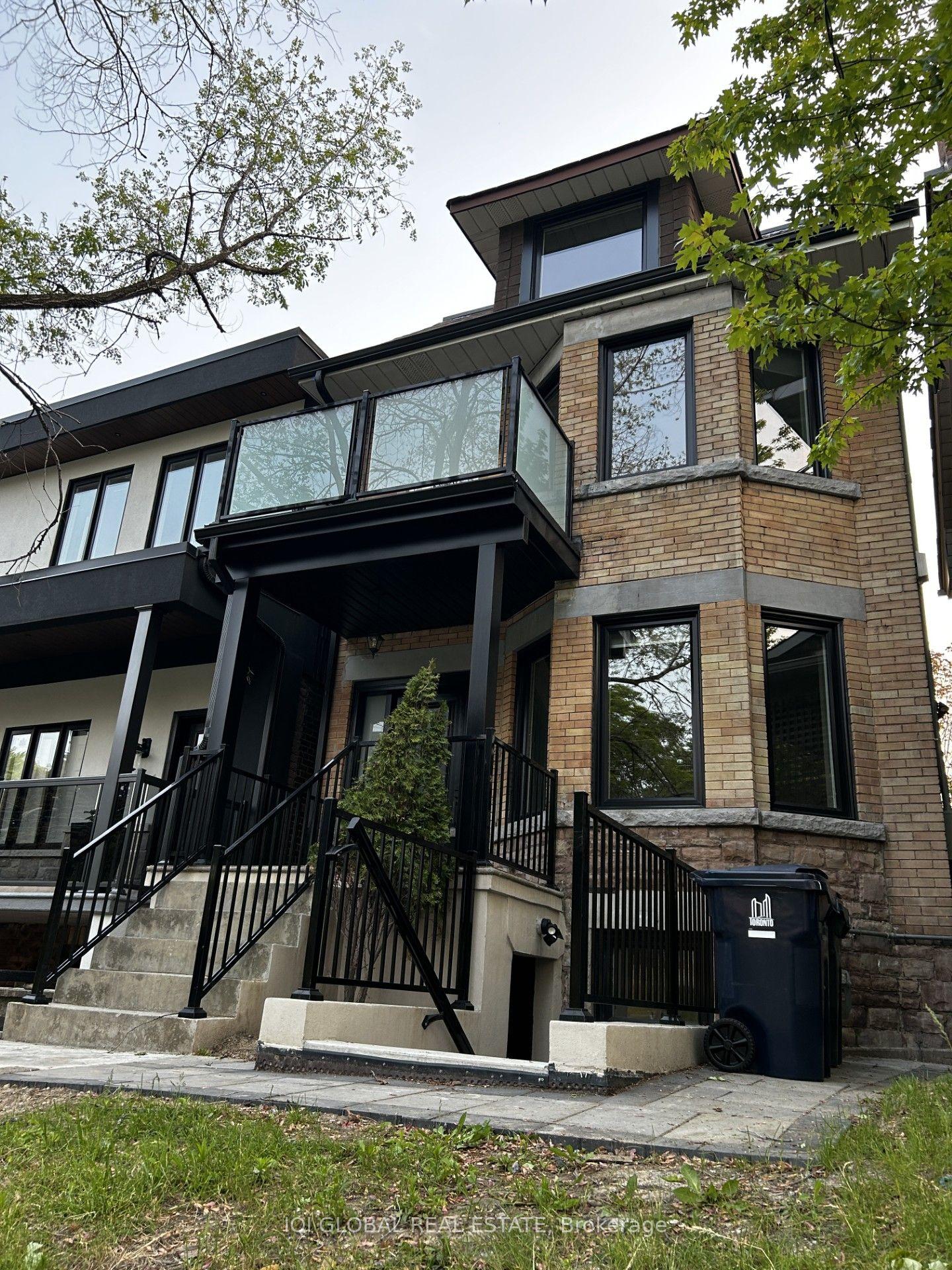 1502 Dufferin Street 3rd Flr #3rd Flr — photo 1