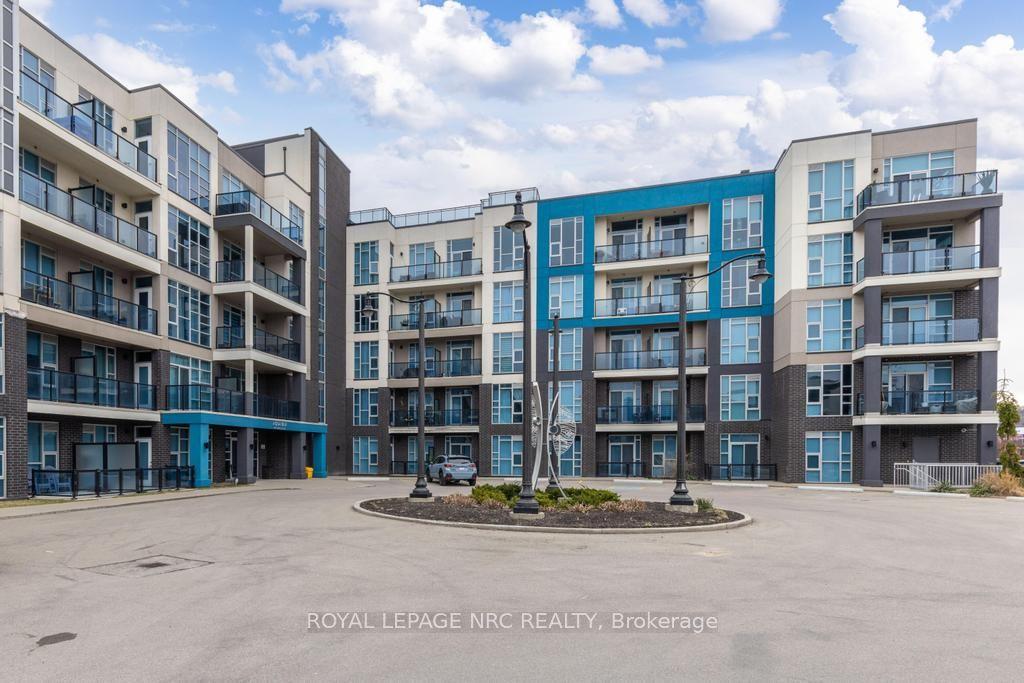 10 Concord Place 412 #412, Grimsby — Condo for sale, photo 1