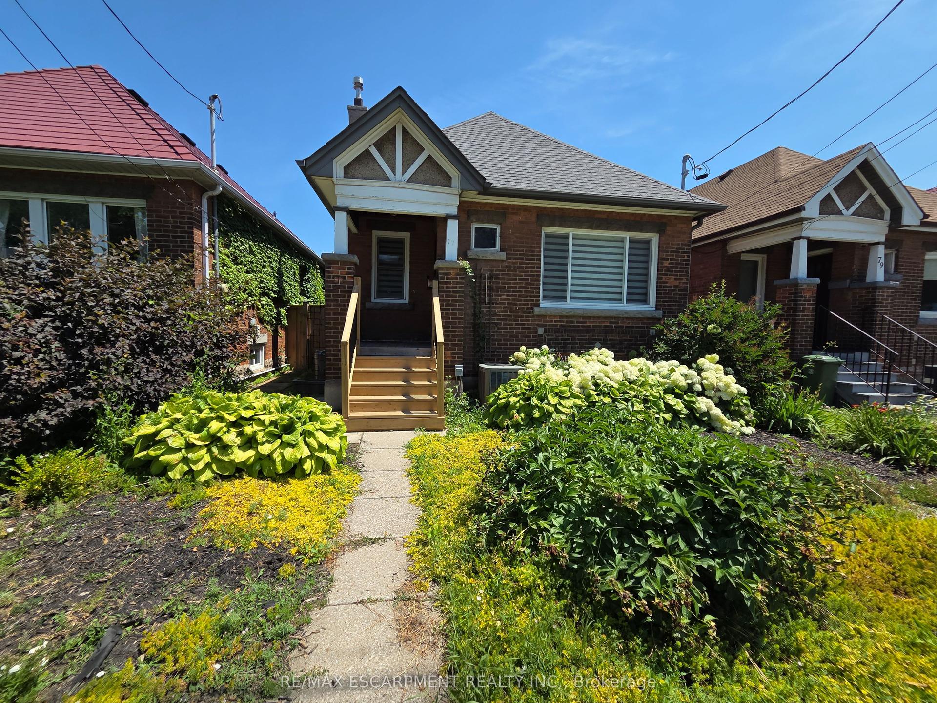 77 Paradise Road S, Hamilton — Detached for lease, photo 1