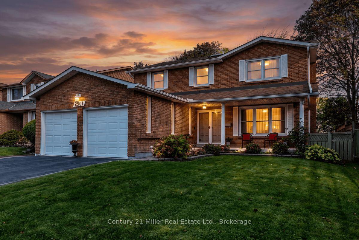 2501 Chisholm Avenue, Mississauga — Detached for sale, photo 1