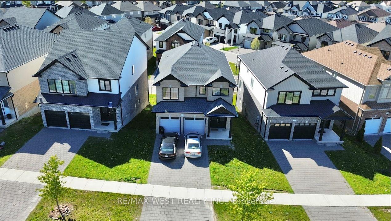 2607 Sheffield Boulevard — photo 1
