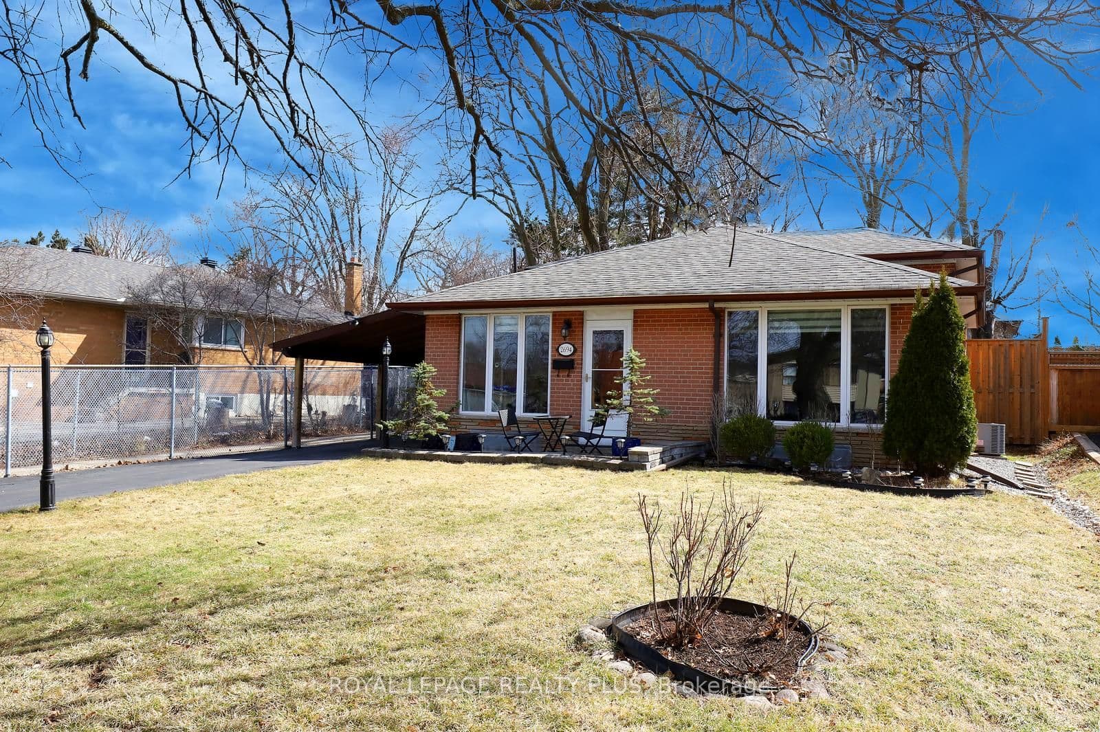 2694 Truscott Drive — photo 1