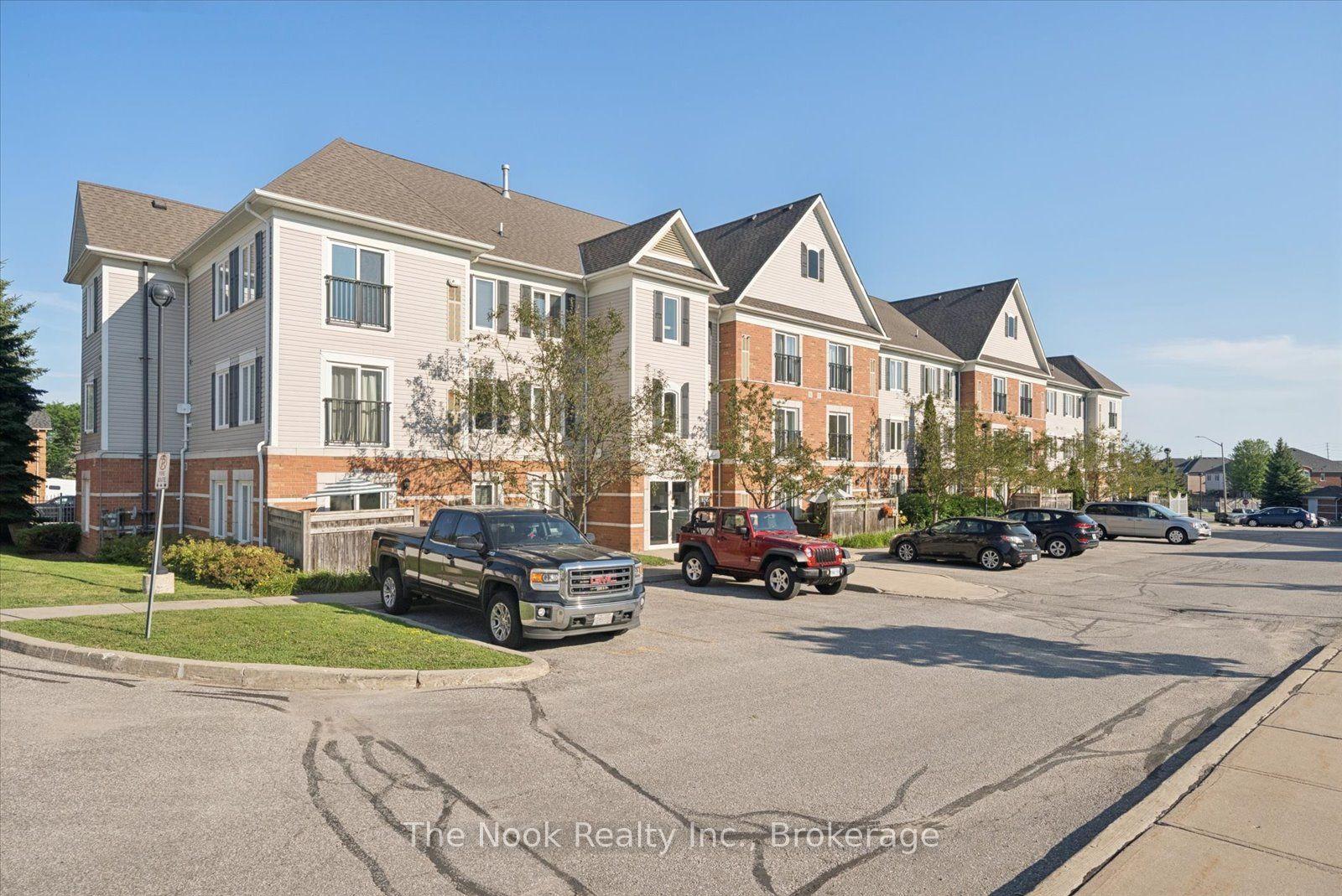 106 Aspen Springs Drive 301 #301, Clarington — Condo for sale, photo 1