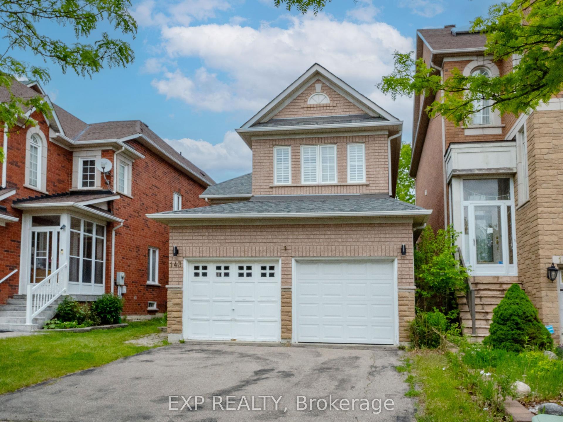 143 Frank Endean Road — photo 1