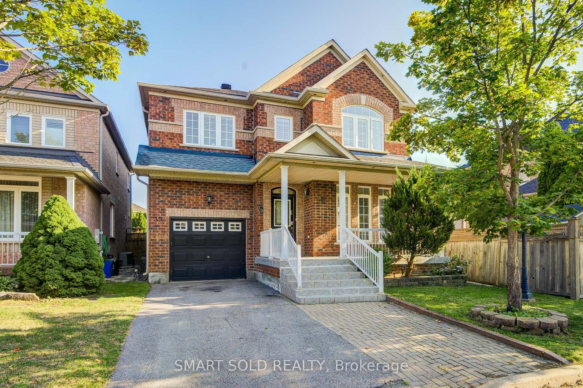 39 Victoria Wood Avenue, Markham — Detached for sale, photo 1