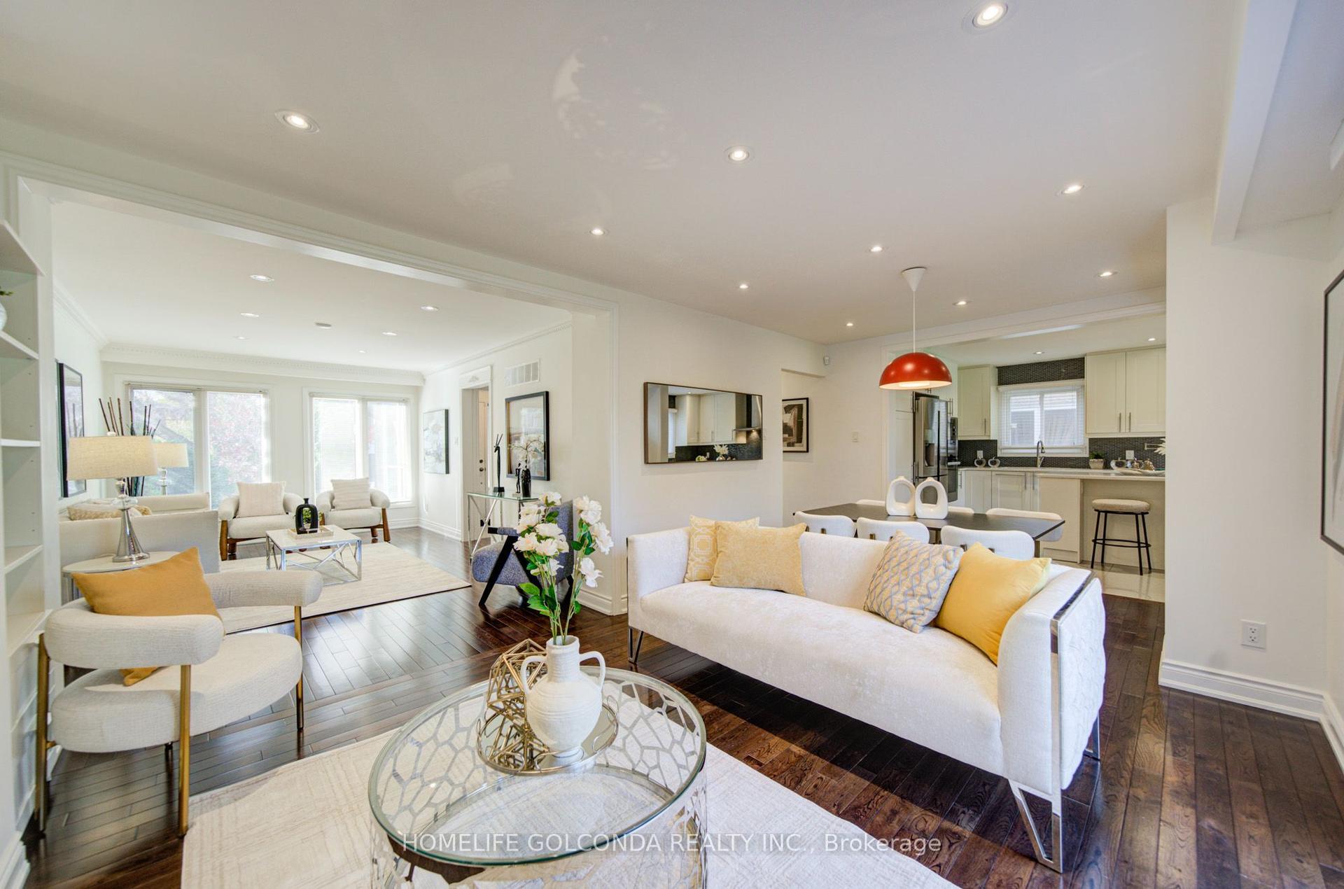 35 Aileen Road, Markham — Detached for sale, photo 1