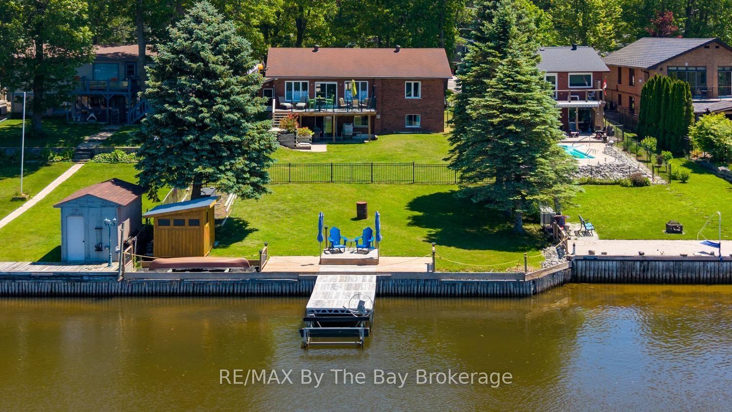 1434 RIVER Road W — photo 1