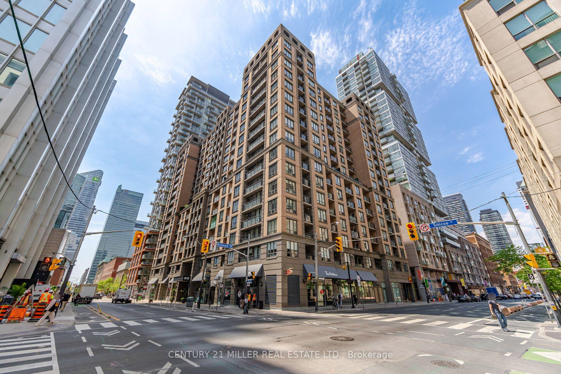 140 Simcoe Road -12 #-12, Toronto — Condo for sale, photo 1