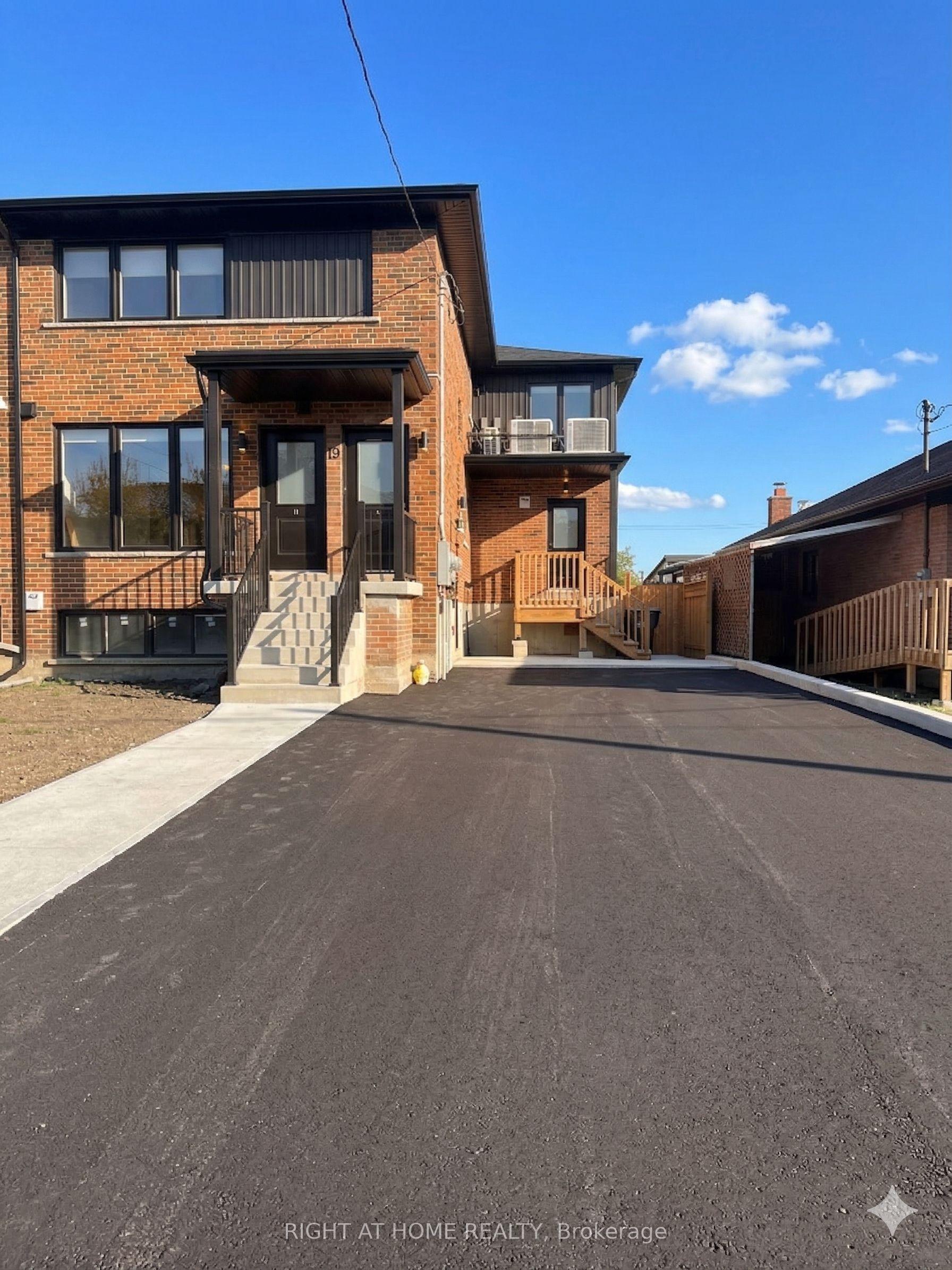 19 Arrowsmith Avenue 1B #1B — photo 1