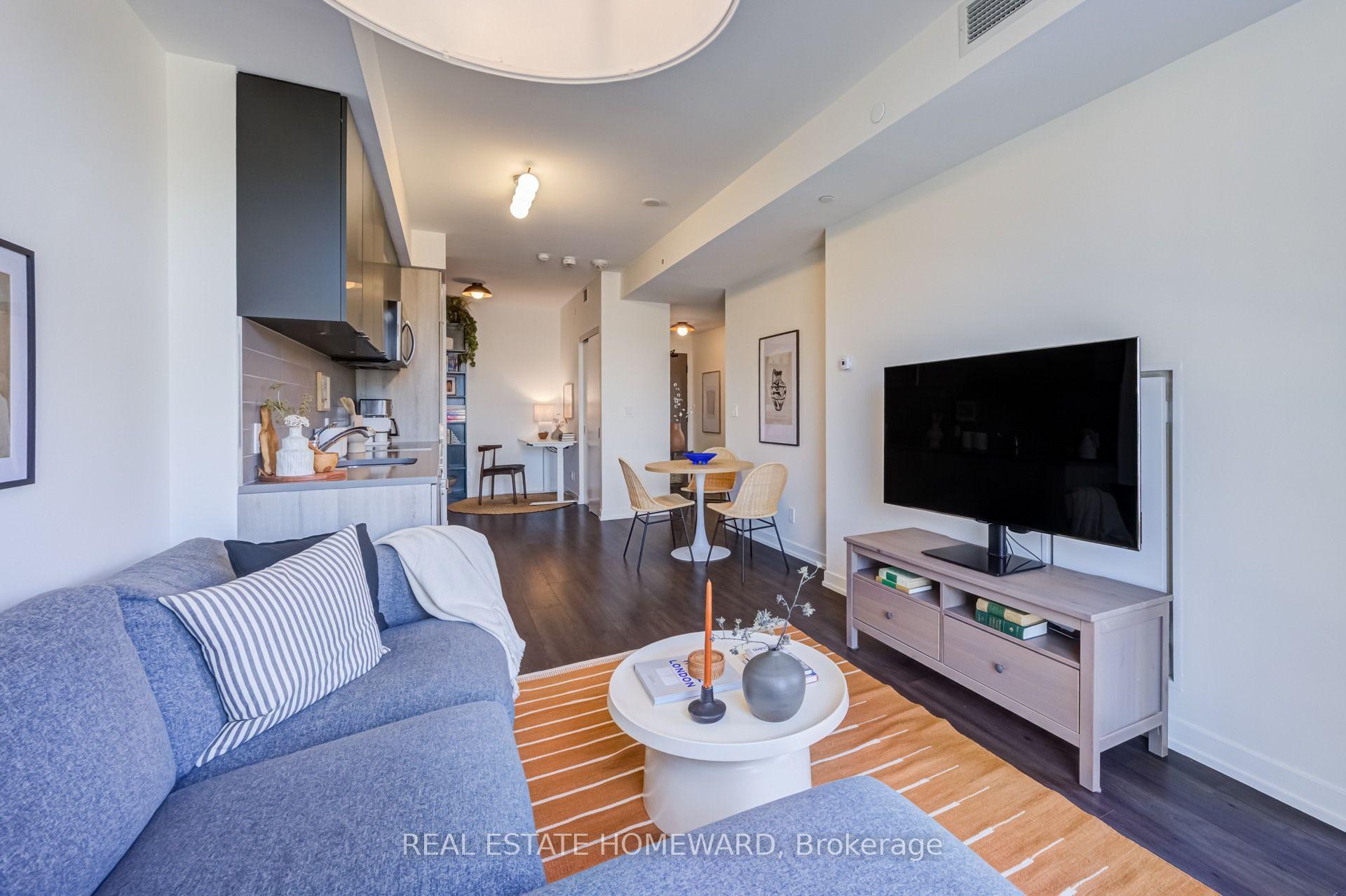 223 St Clair Avenue W 309 #309 — photo 1