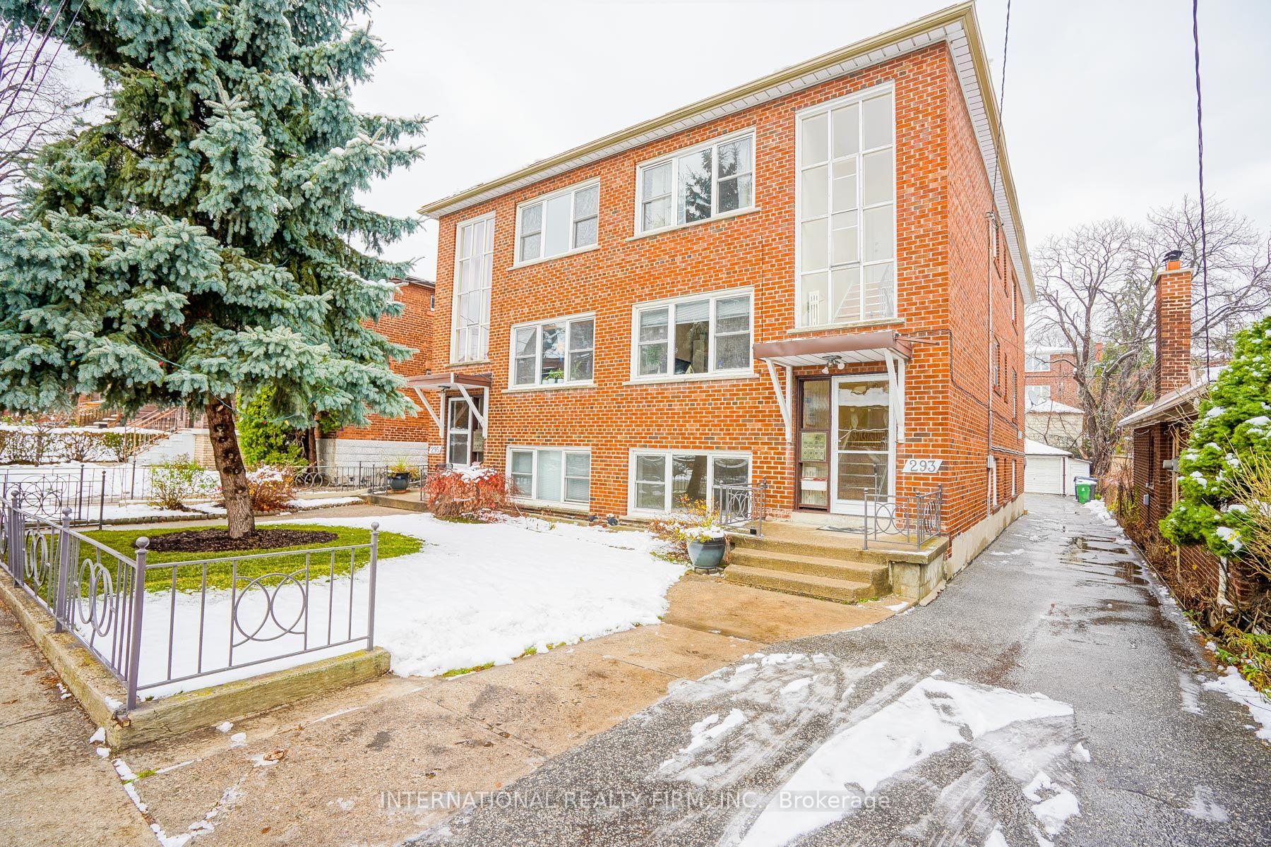 293 Indian Grove W 3 #3, Toronto — Multiplex for lease, photo 1