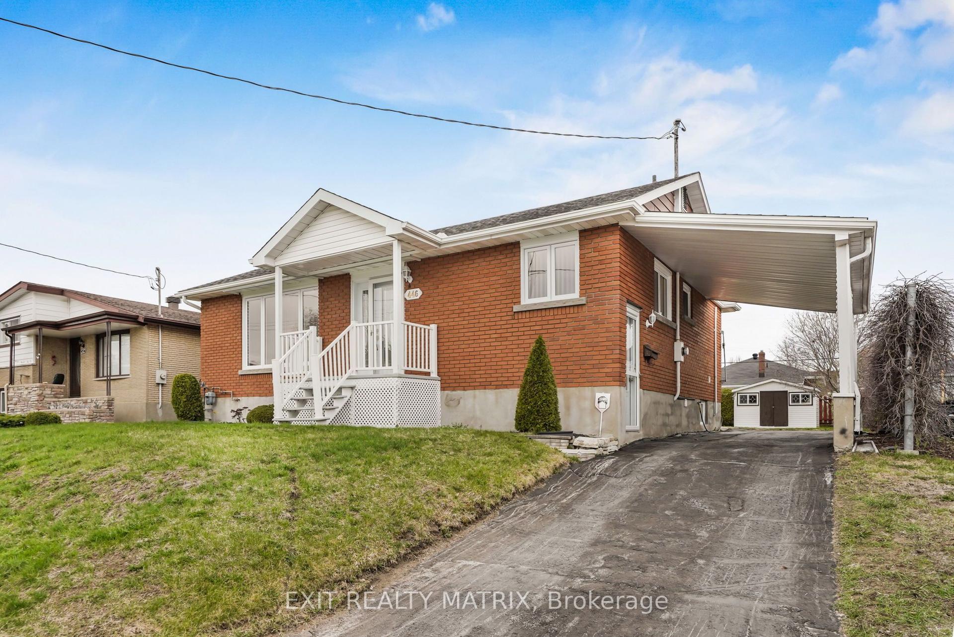446 Bertha Street — photo 1