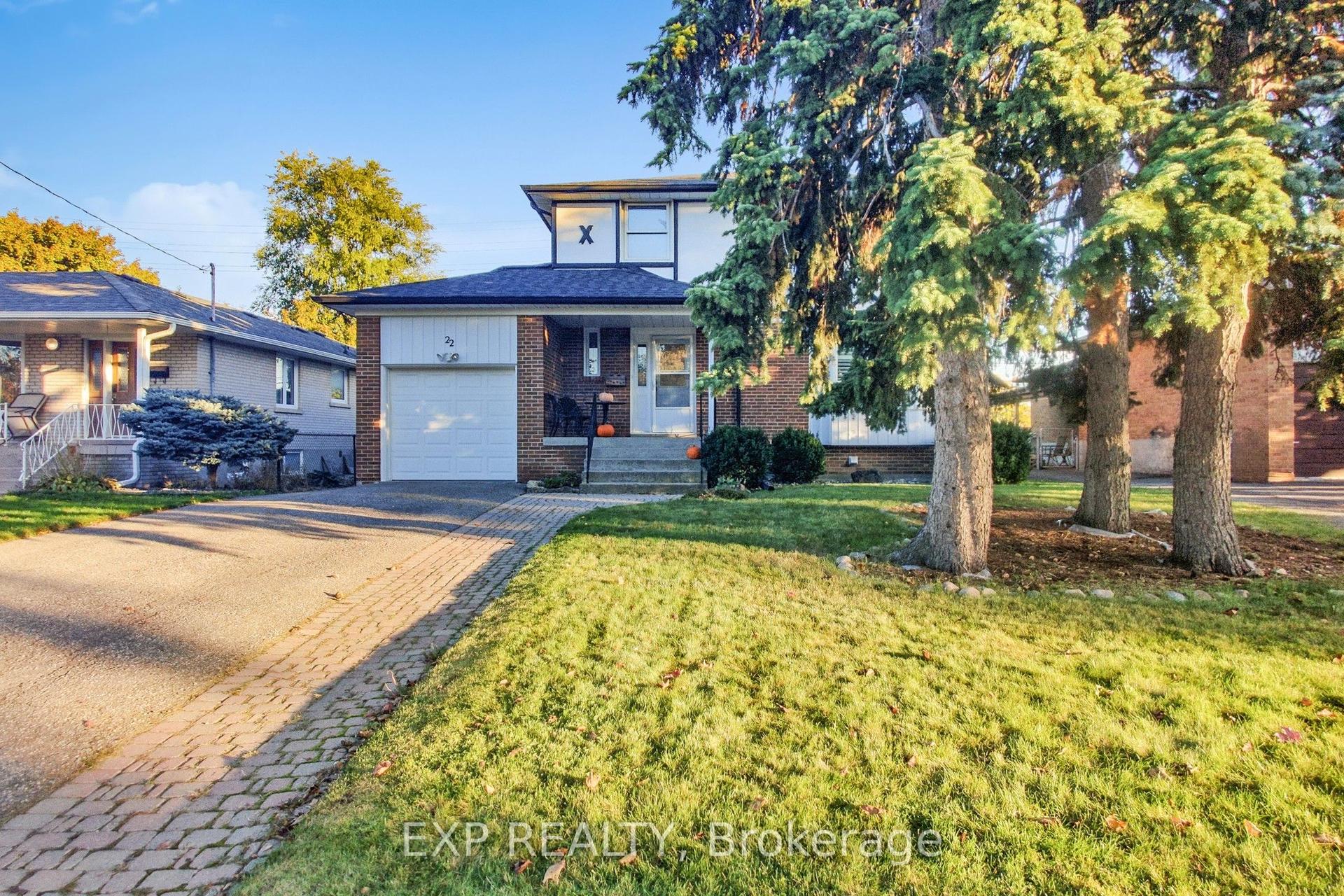 22 Chestnut Avenue — photo 1