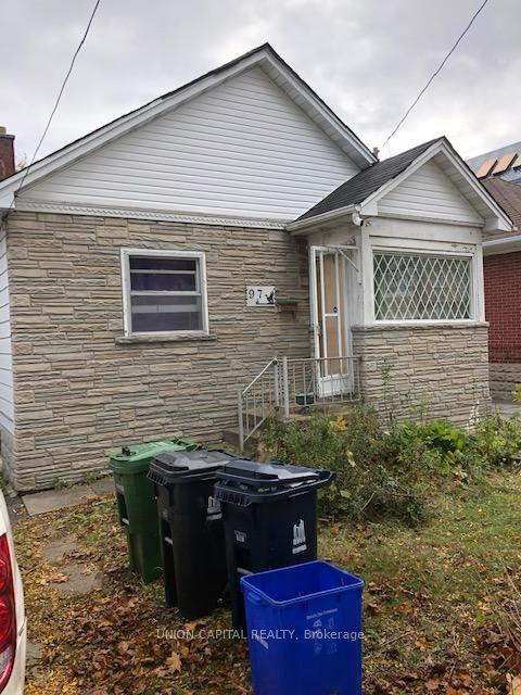 97 Byng Avenue — photo 1