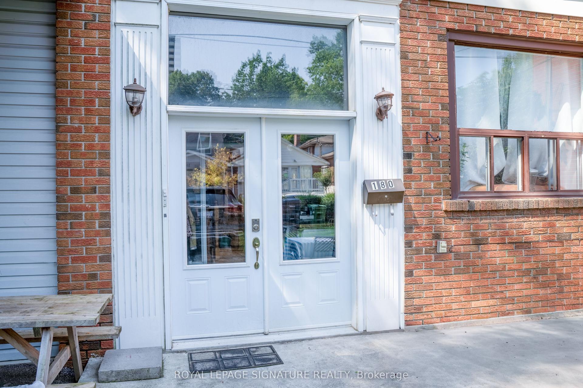 180 Leyton Avenue Bsmt #Bsmt, Toronto — Semi-Detached for lease, photo 1