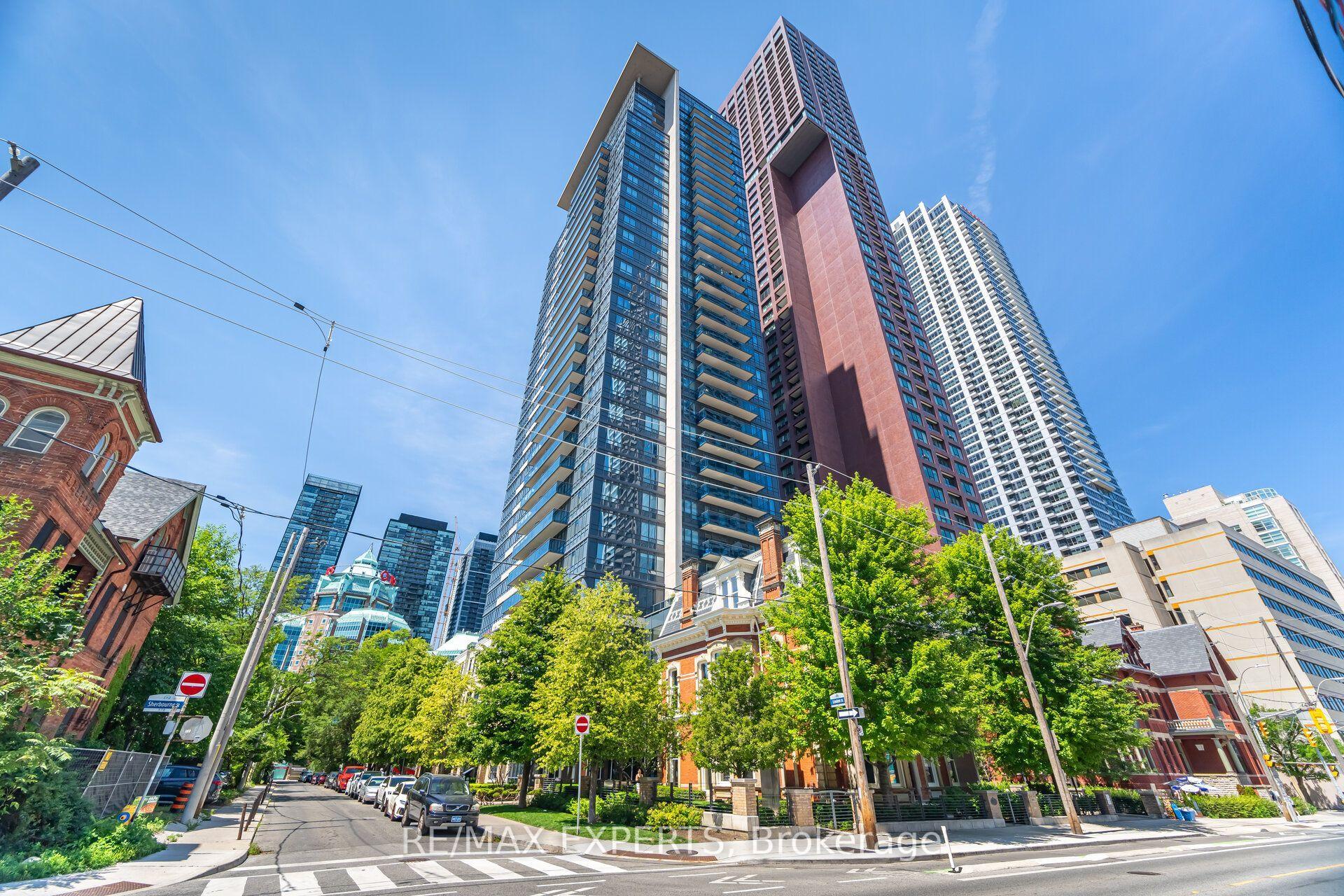 28 Linden Street 2207 #2207, Toronto — Condo for lease, photo 1