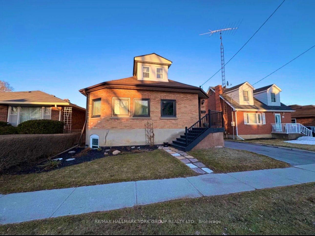 137 Rosehill Boulevard, Oshawa — Detached for lease, photo 1