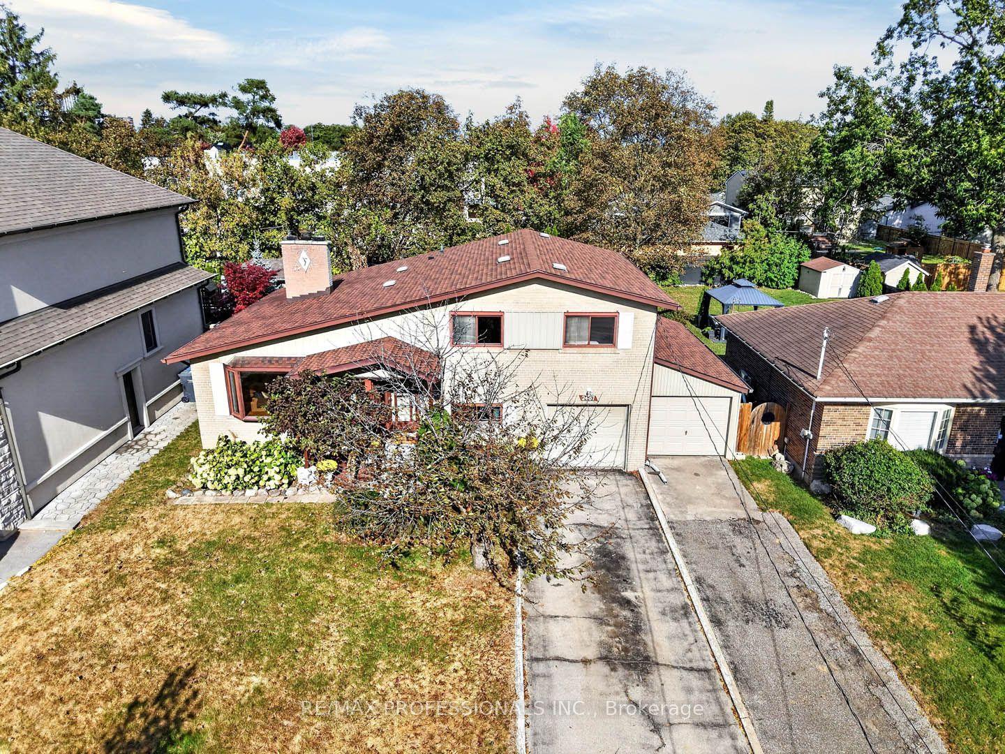 2467 Edenhurst Drive, Mississauga — Detached for sale, photo 1