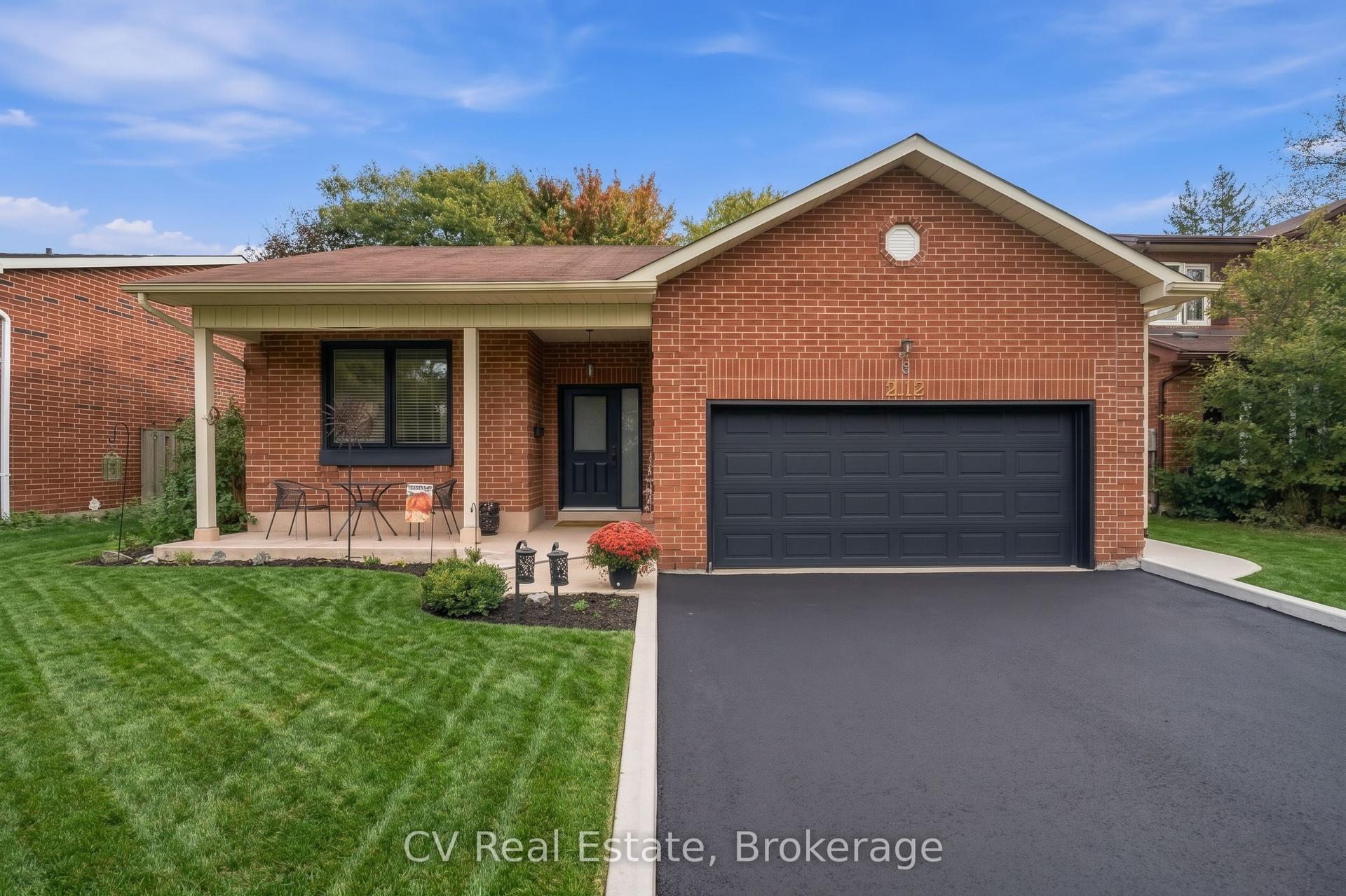 203 Sheffield Street, Newmarket — Detached for lease, photo 1