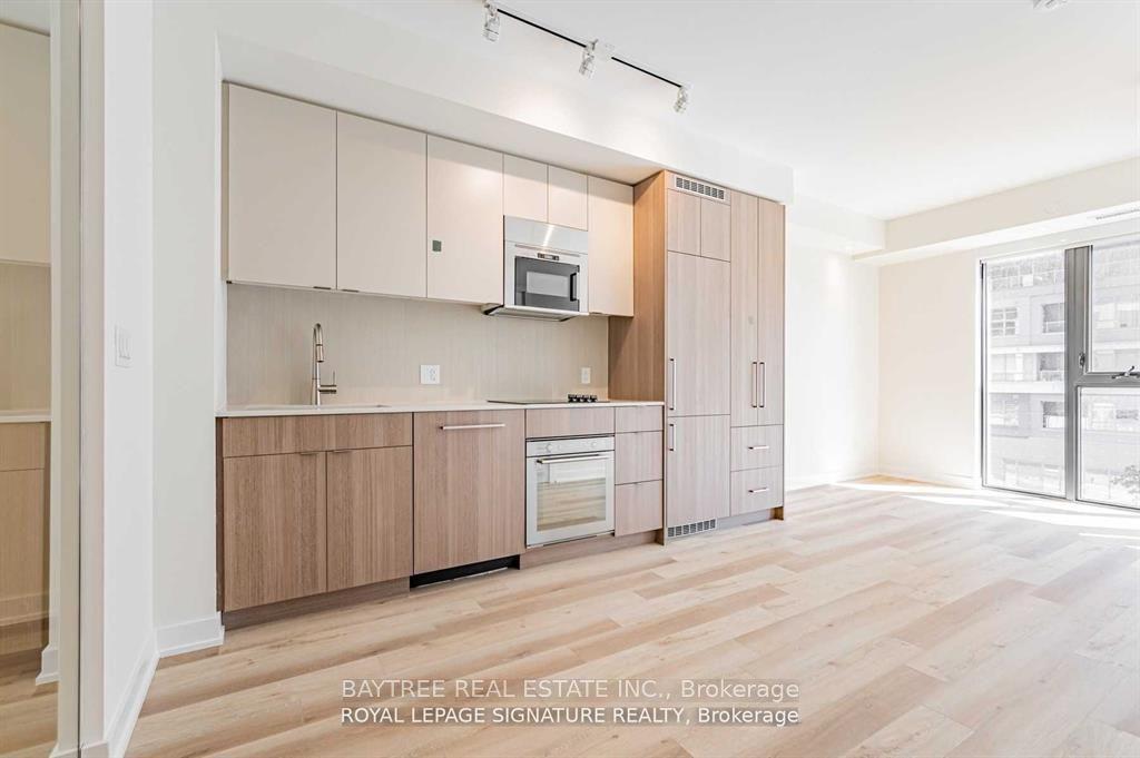 840 St Clair Avenue W 411 #411, Toronto — Condo for lease, photo 1