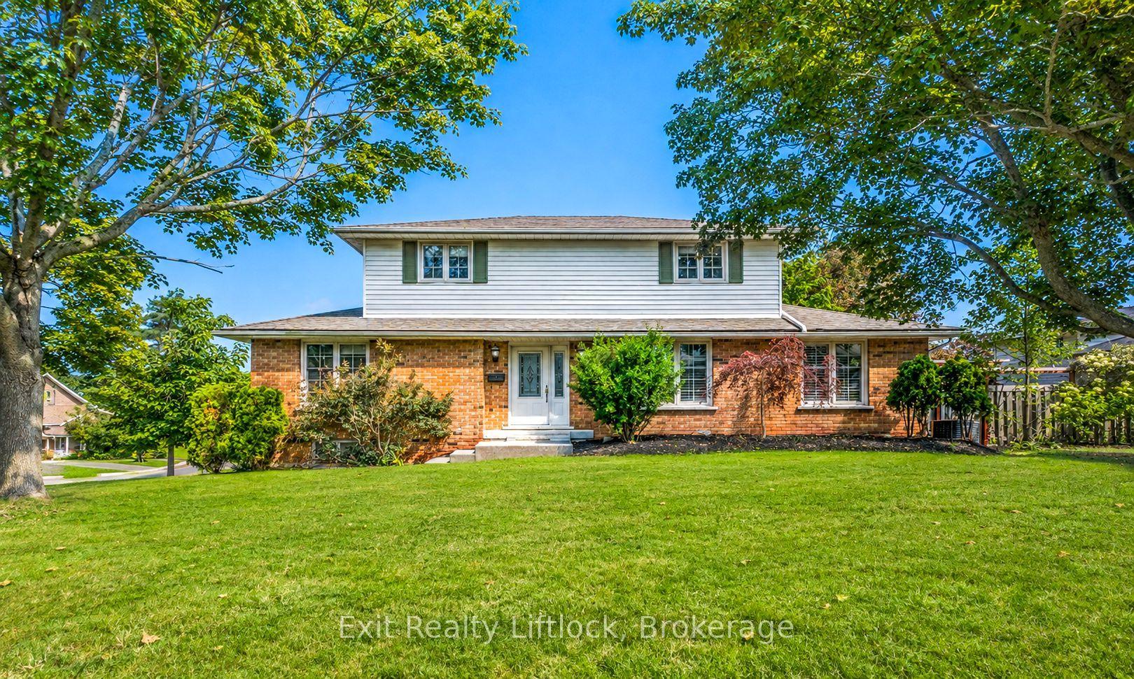 958 Smithside Court, Peterborough — Detached for sale, photo 1